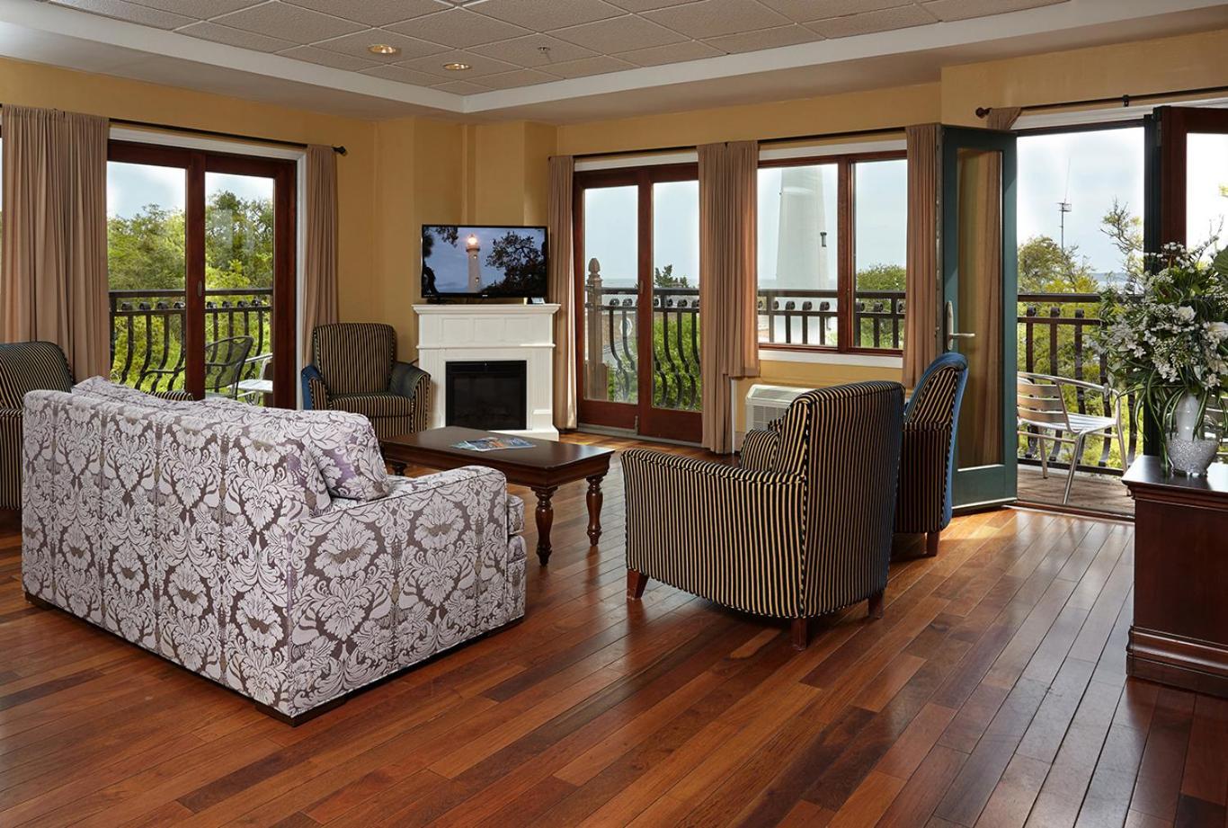 Ocean Inn & Suites photo 9