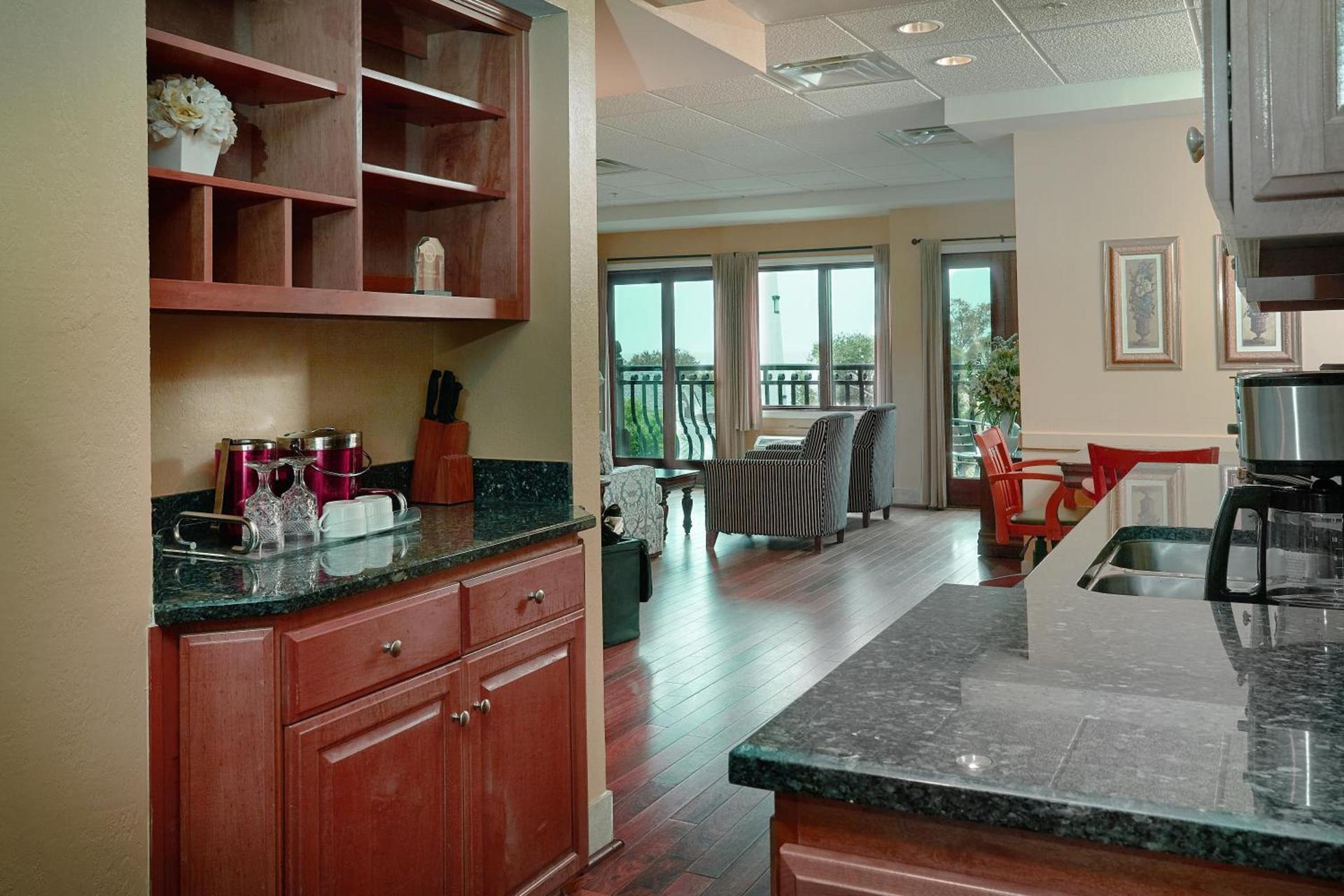 Ocean Inn & Suites photo 8