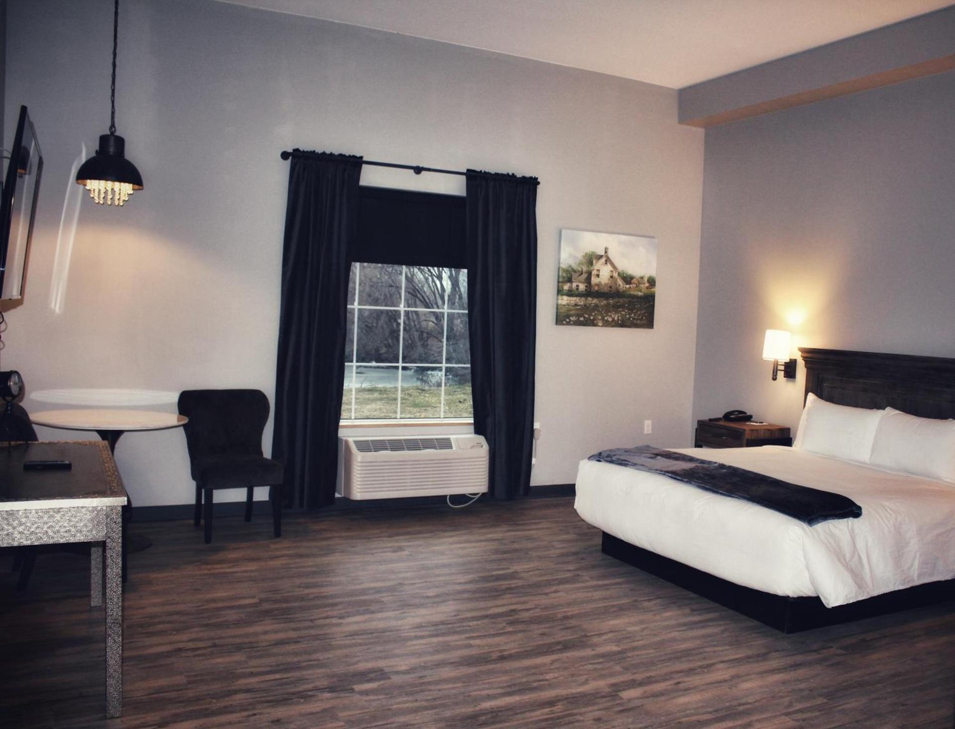 Waterfront Hotel photo 42