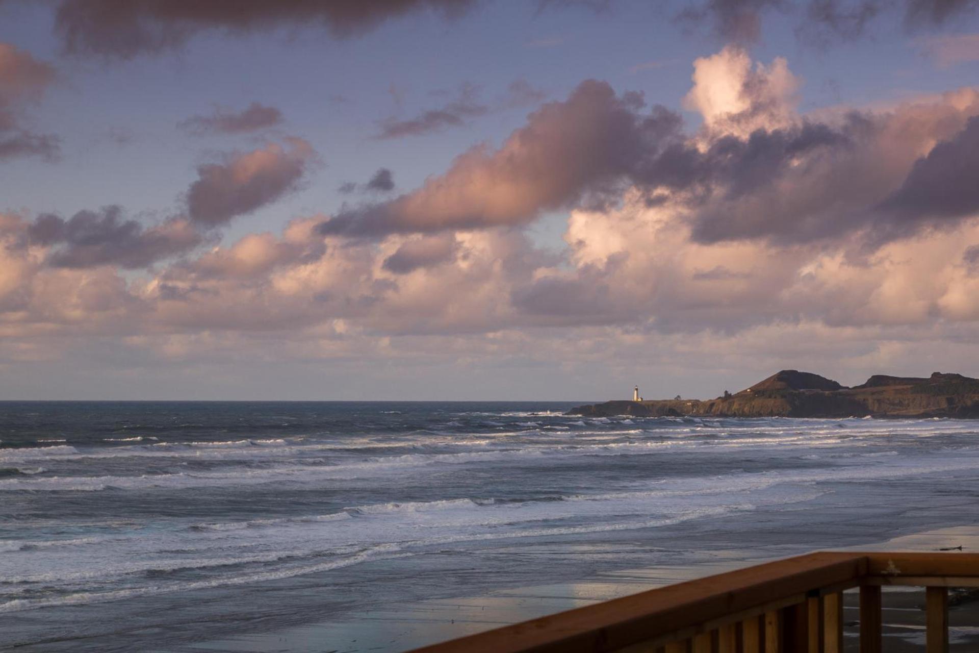 Nye Beach Cottages photo 4
