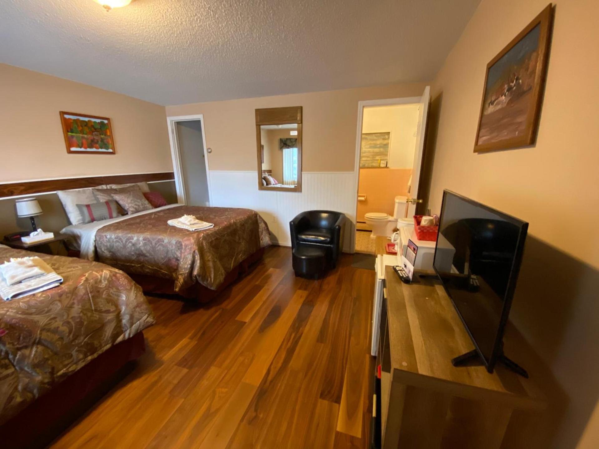 Big Bear Lodge photo 30