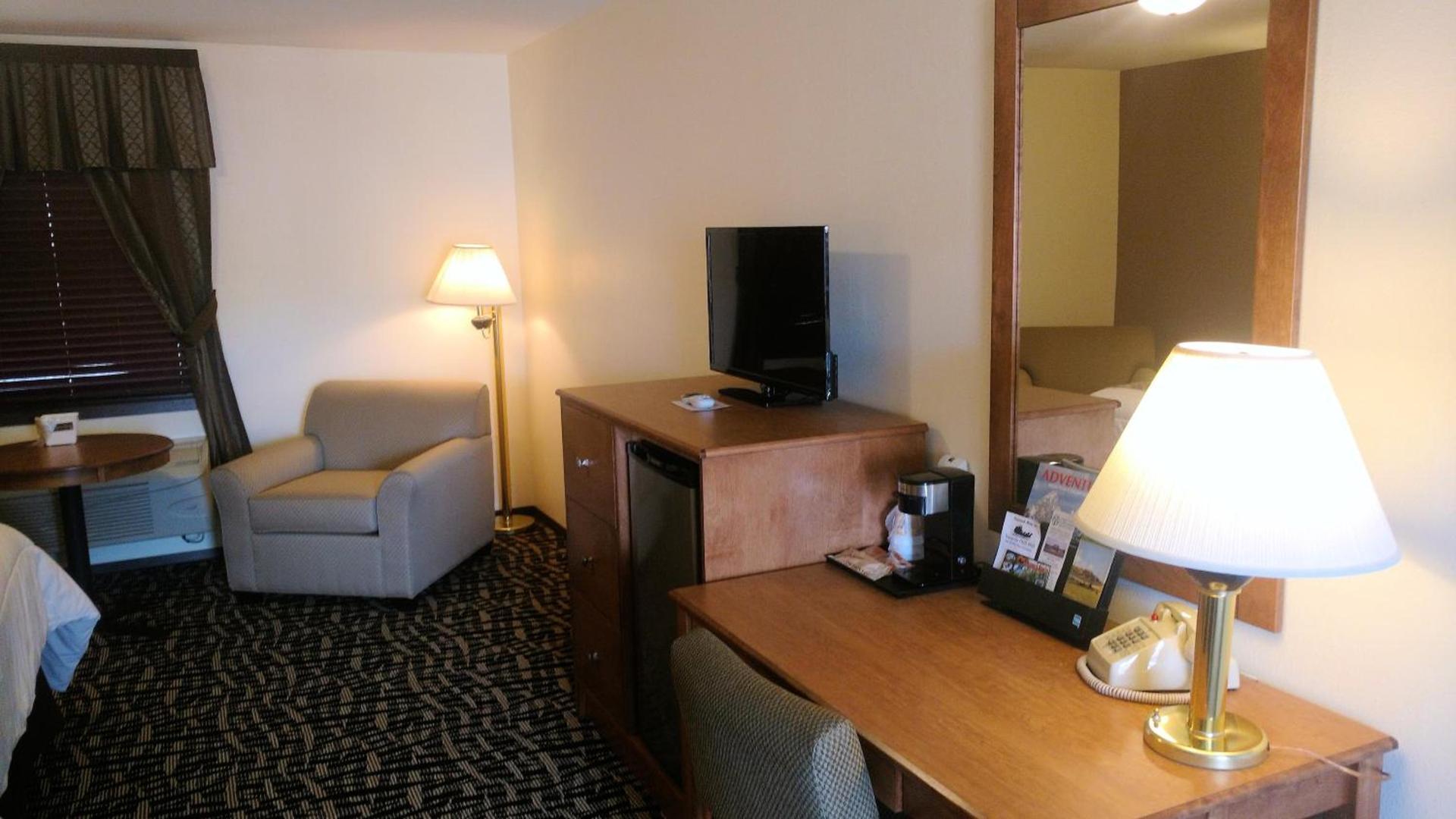 Stagecoach Inn & Suites photo 12