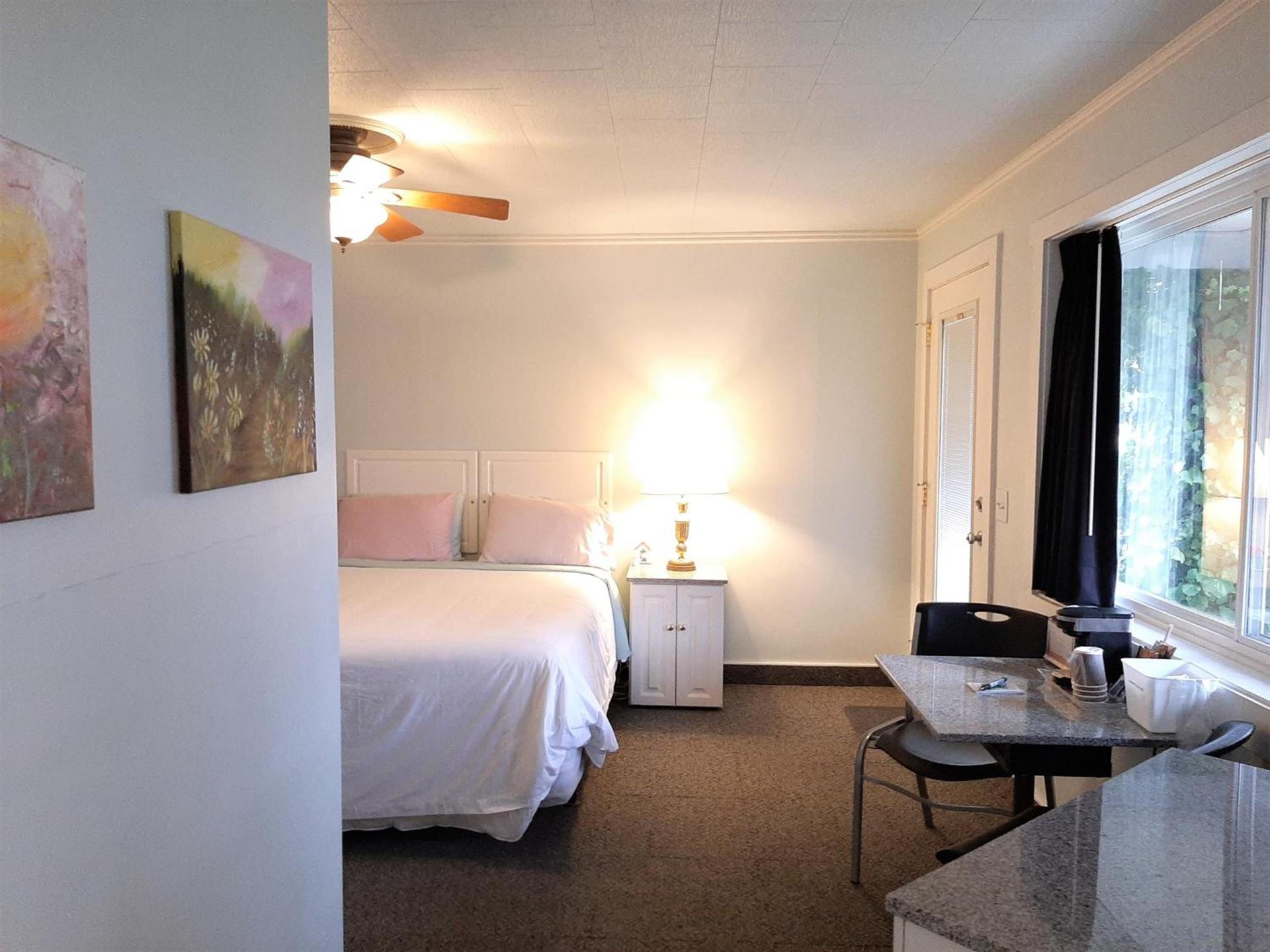 Murray Inn and Art Gallery photo 5
