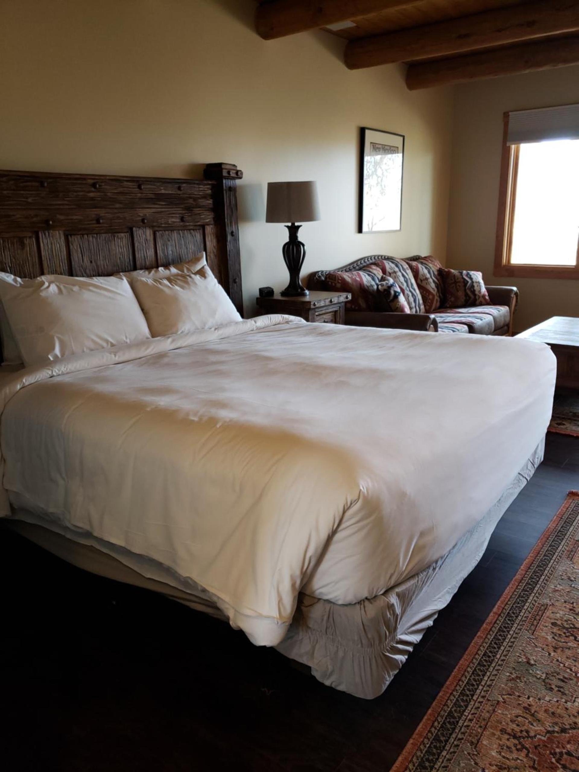 Abiquiu Inn photo 24