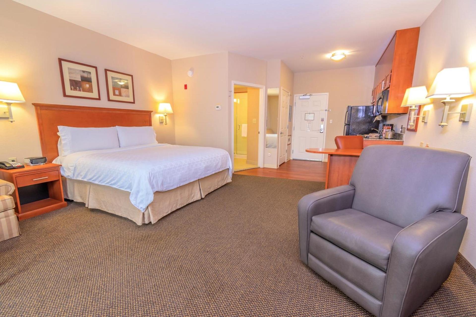Candlewood Suites Houston I-10 East by IHG photo 10