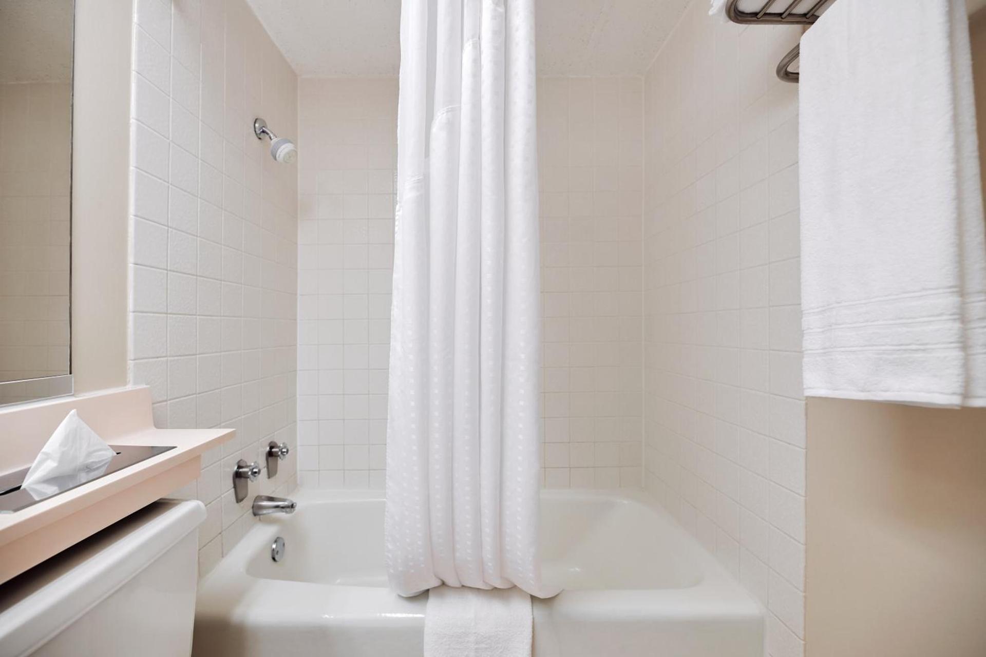 Glendale Express Hotel Los Angeles photo 50