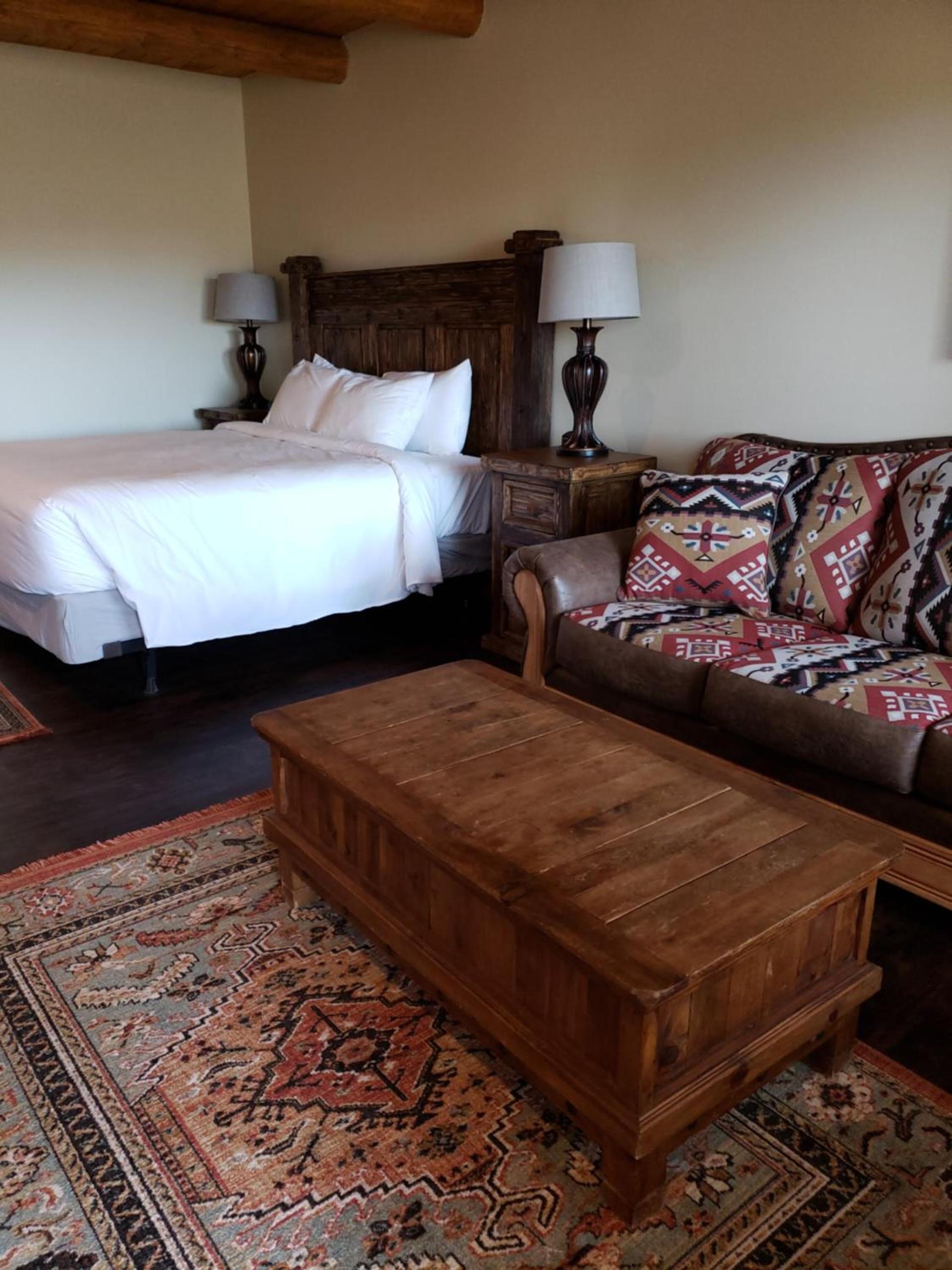 Abiquiu Inn photo 31