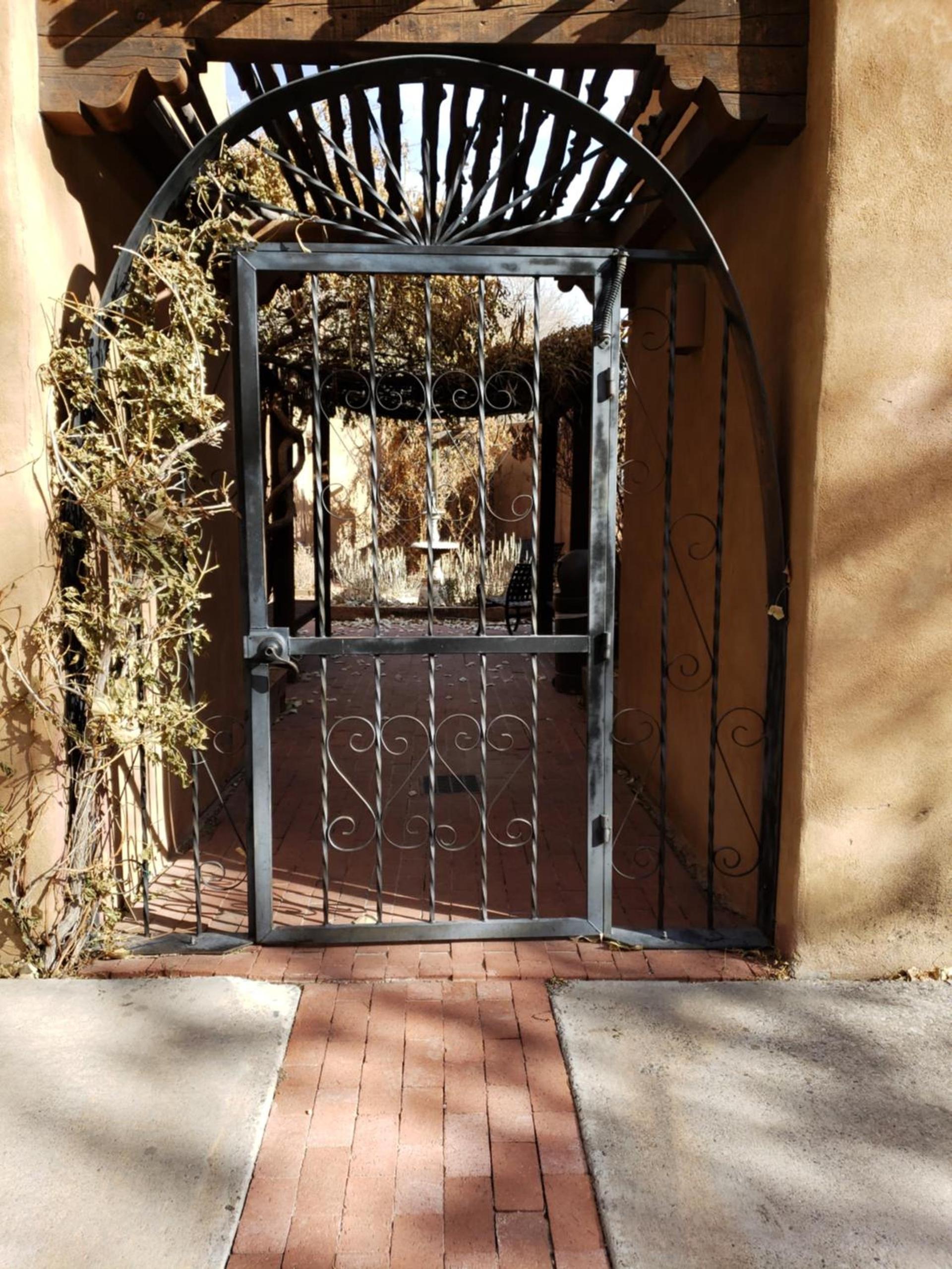 Abiquiu Inn photo 19