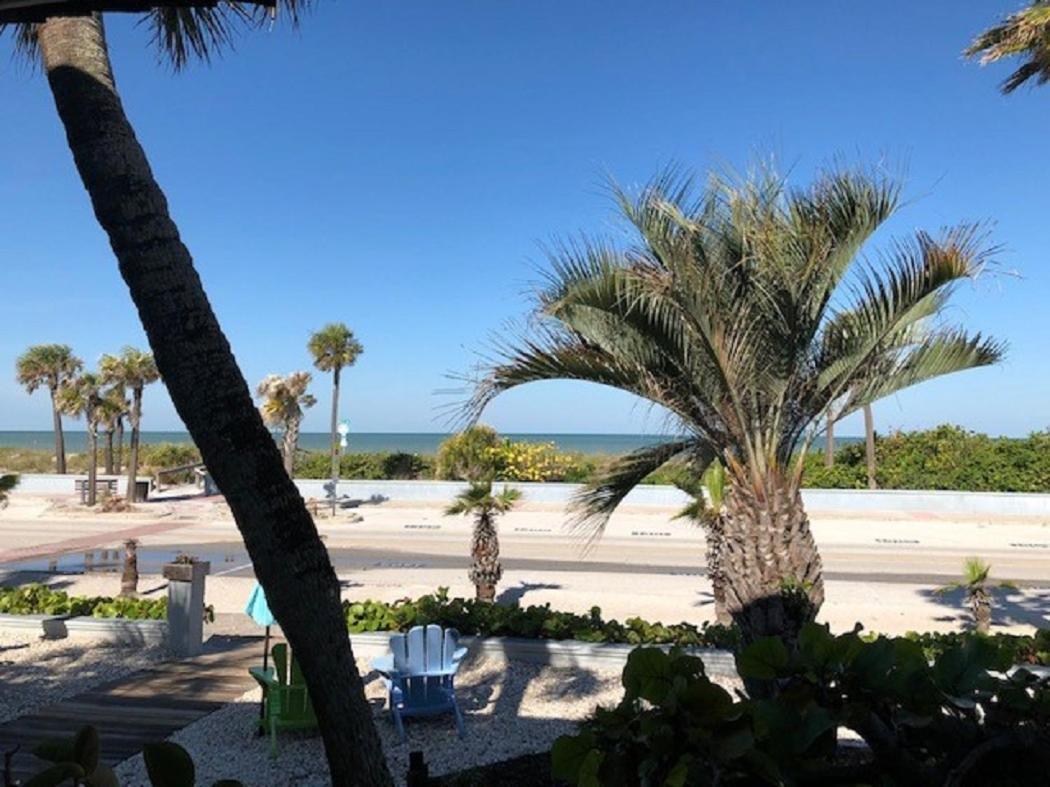 Sabal Palms Inn photo 42