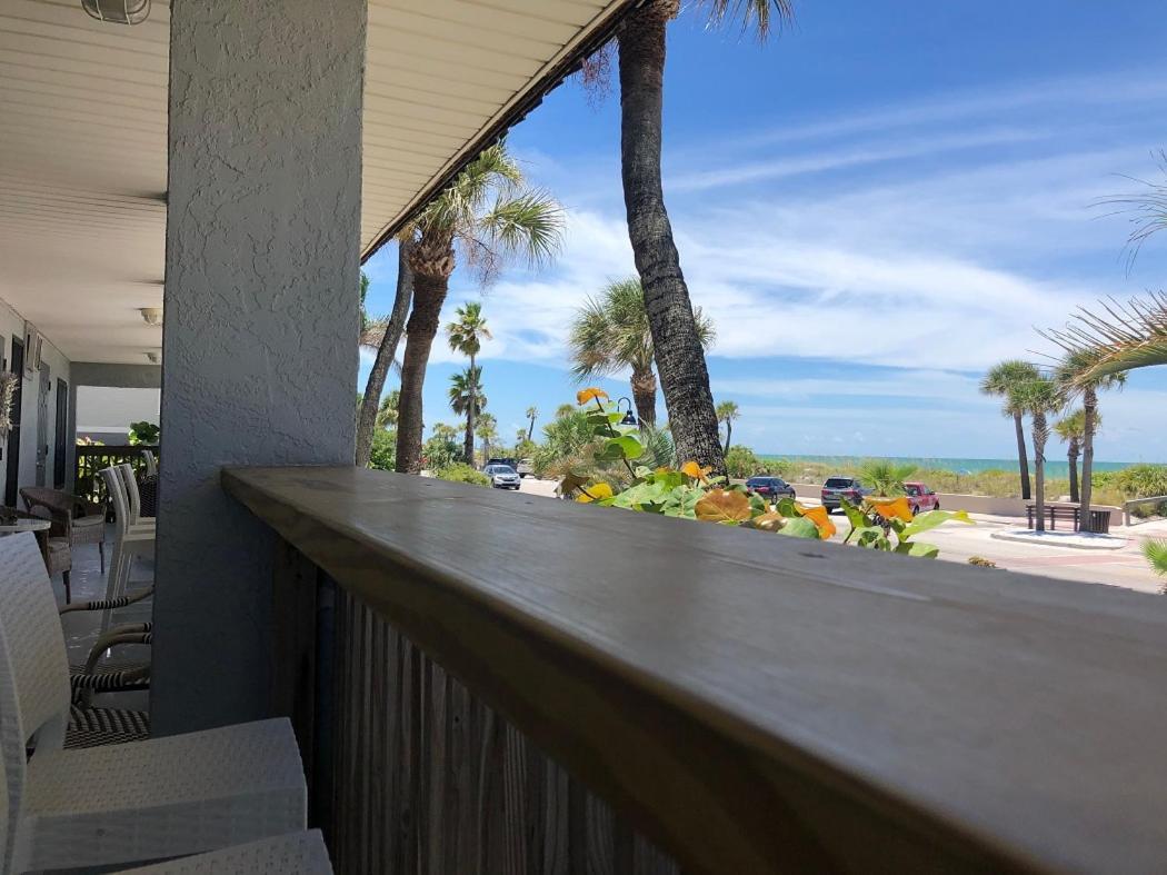 Sabal Palms Inn photo 2
