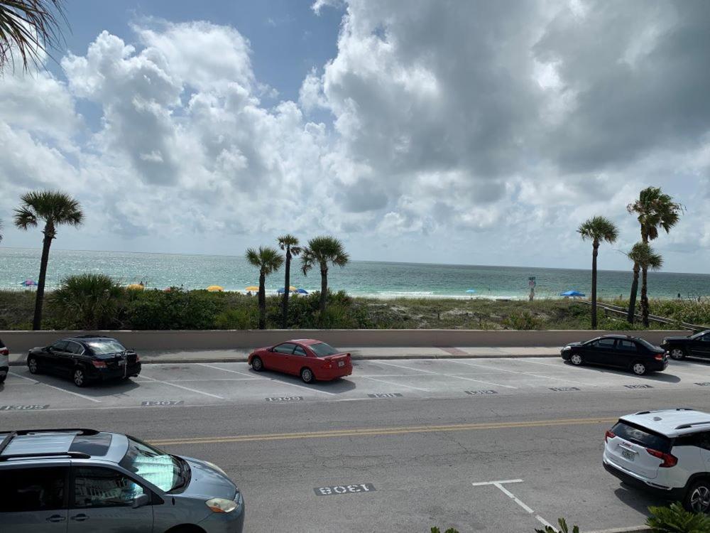 Sabal Palms Inn photo 22