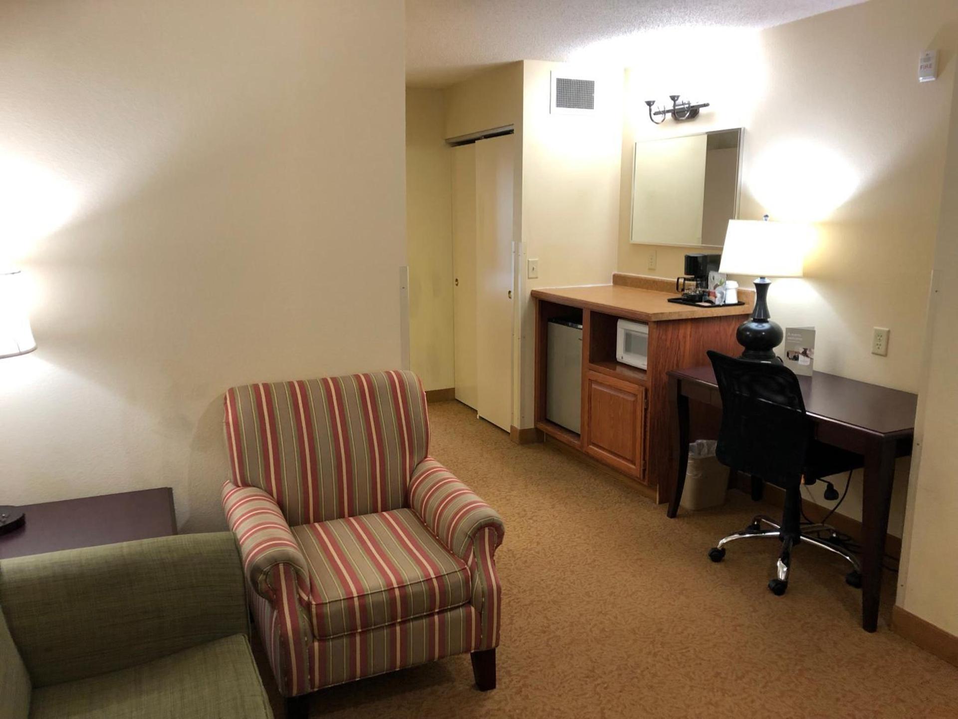 AmericInn by Wyndham Iron Mountain photo 52