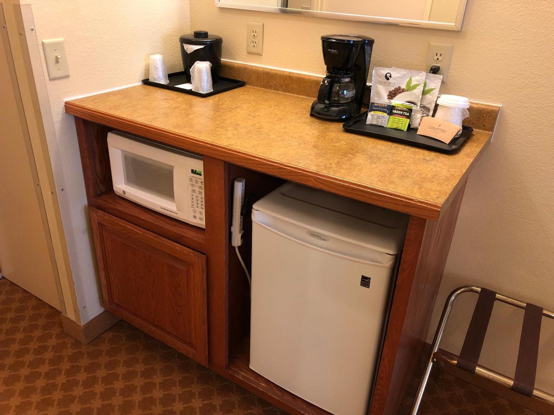 AmericInn by Wyndham Iron Mountain photo 40