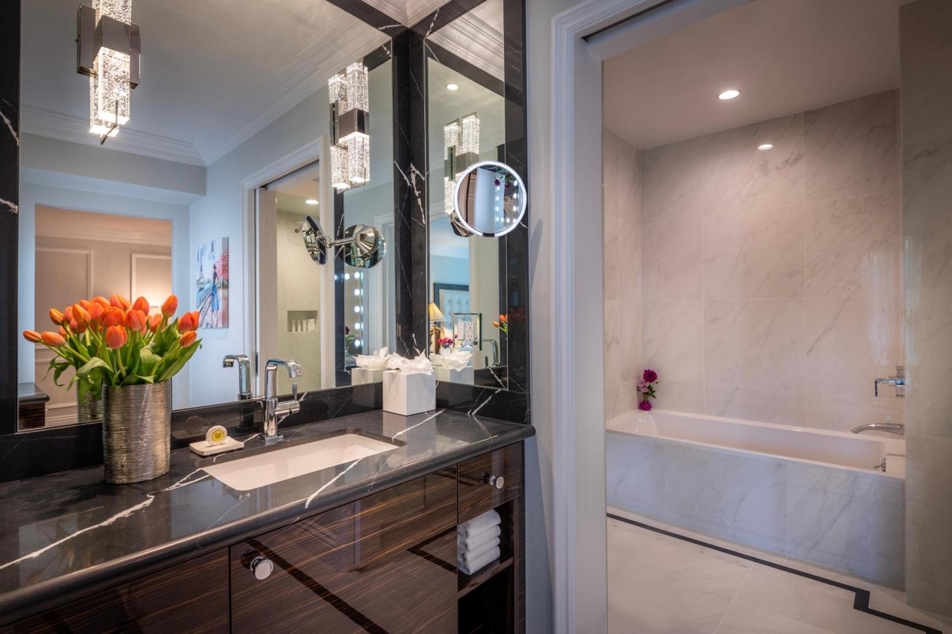Beverly Hills Plaza Hotel & Spa photo 20