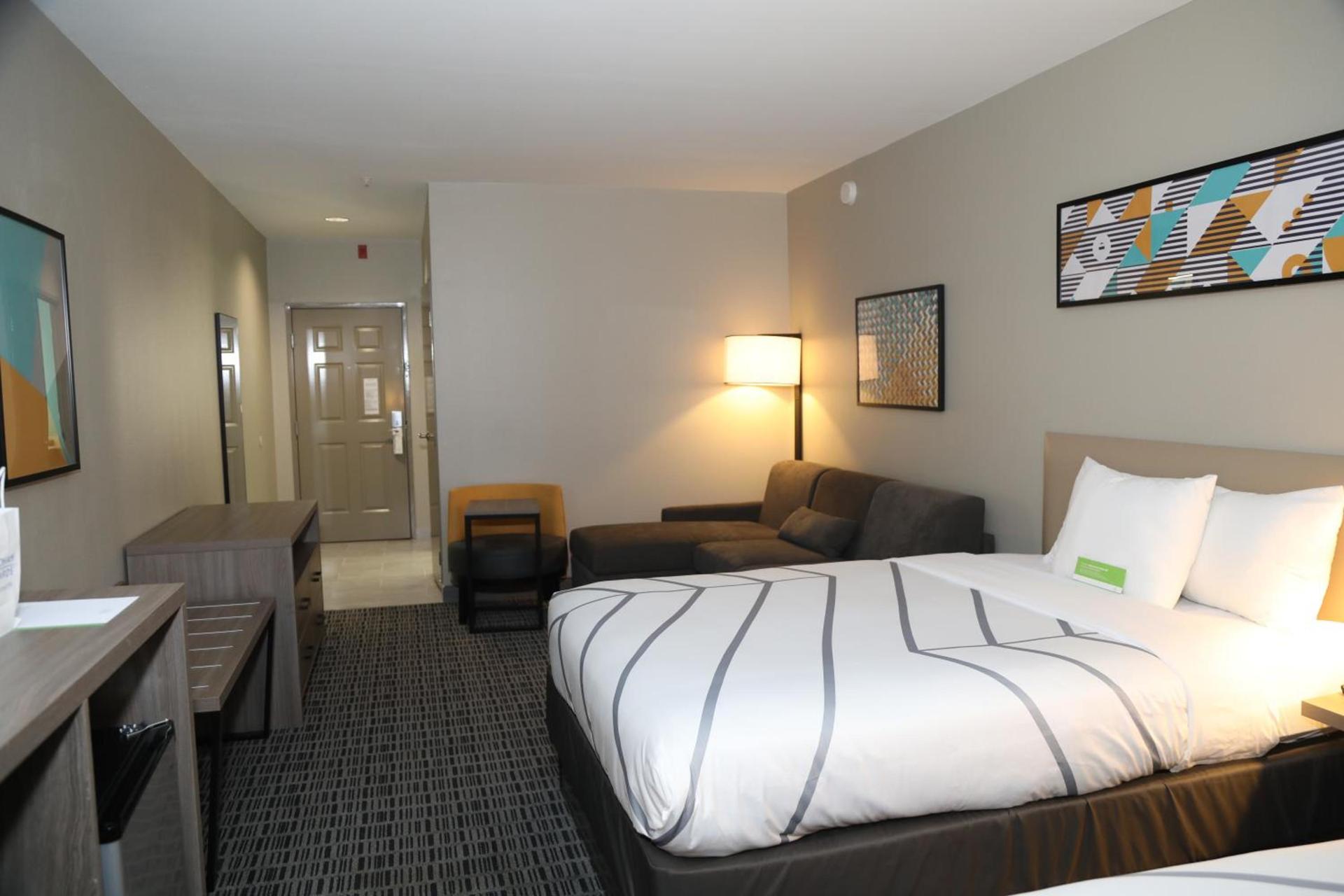 La Quinta by Wyndham Montgomery photo 42