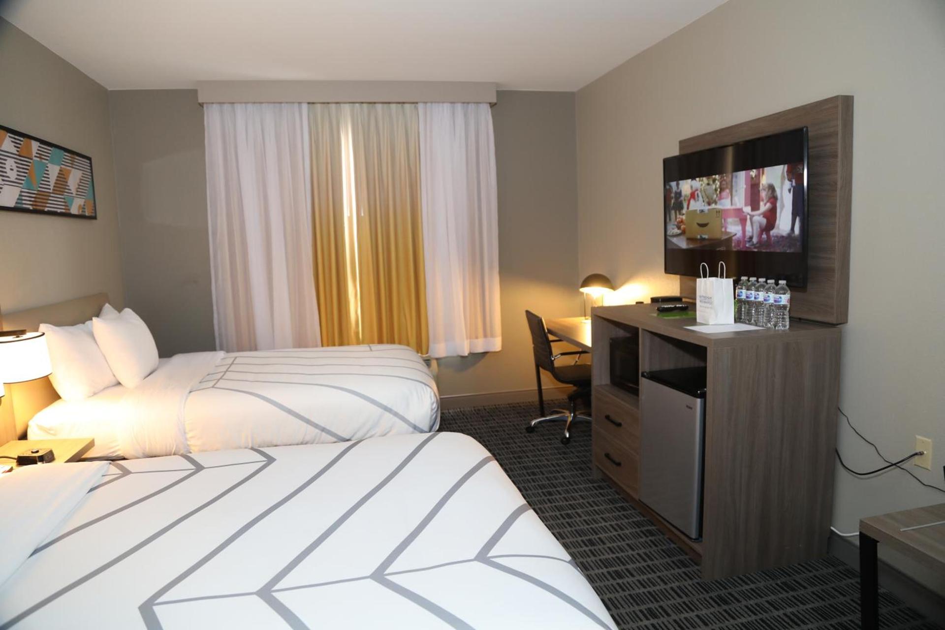La Quinta by Wyndham Montgomery photo 38