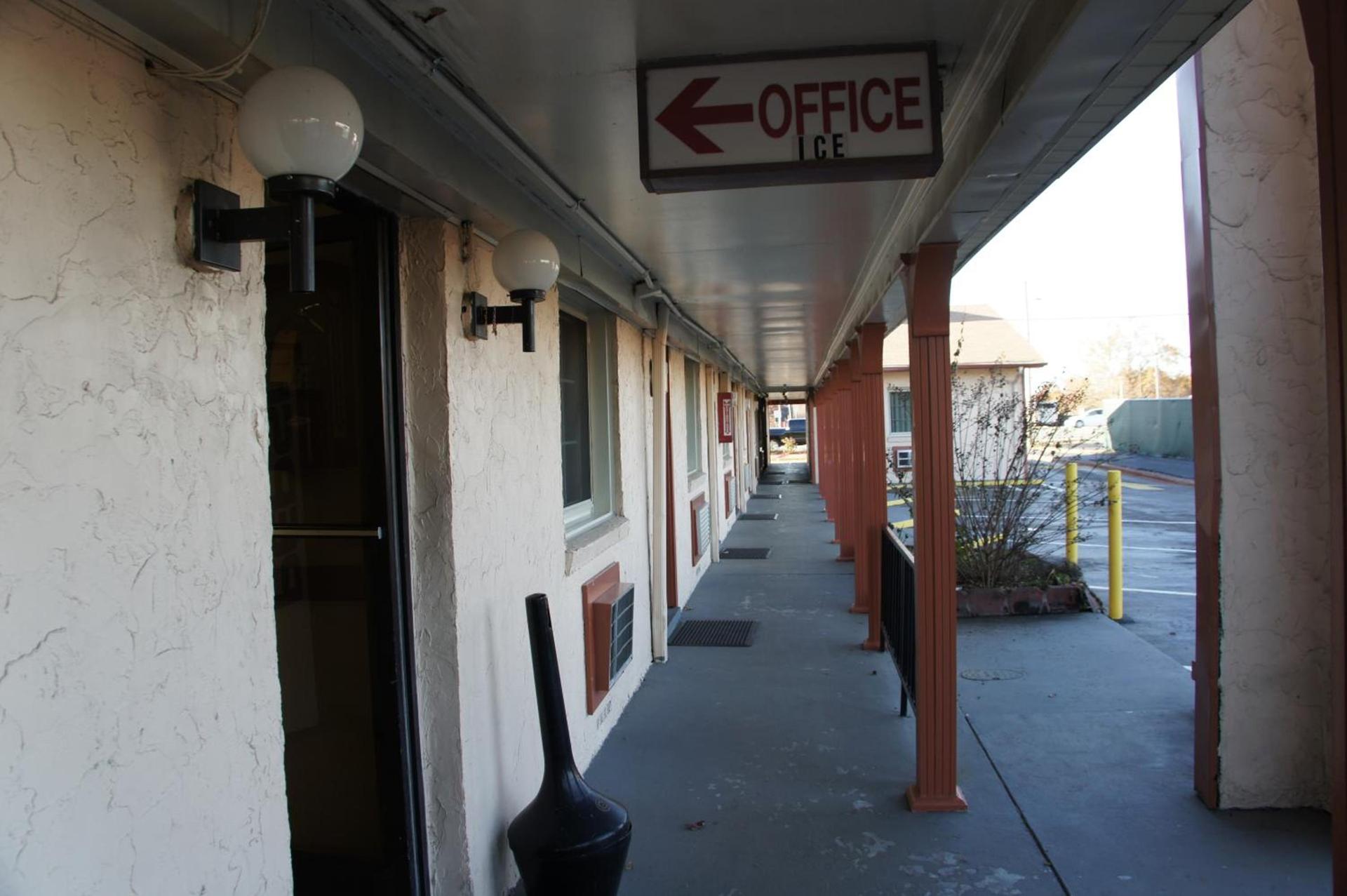Royalinn & suites photo 6