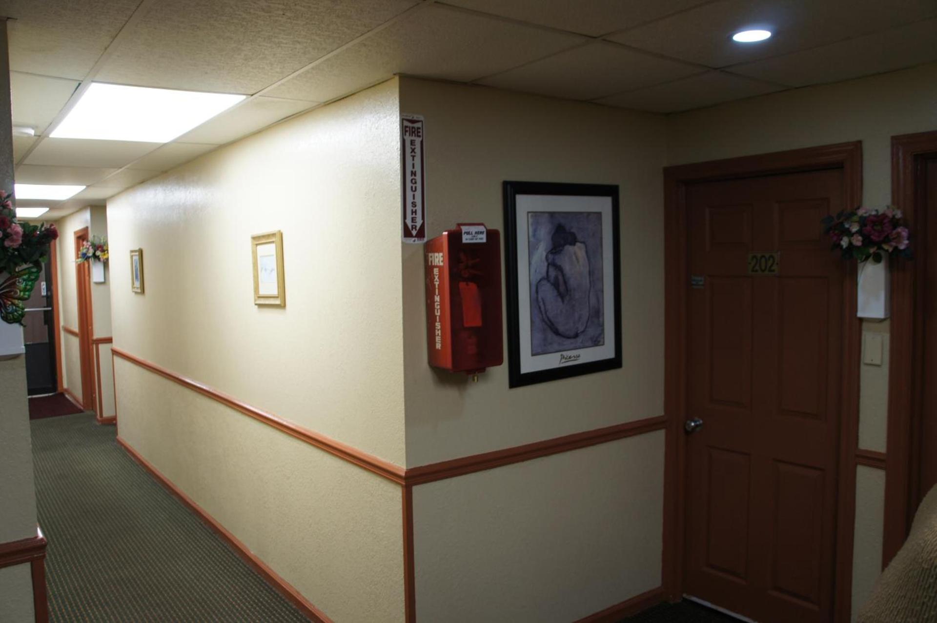 Royalinn & suites photo 12
