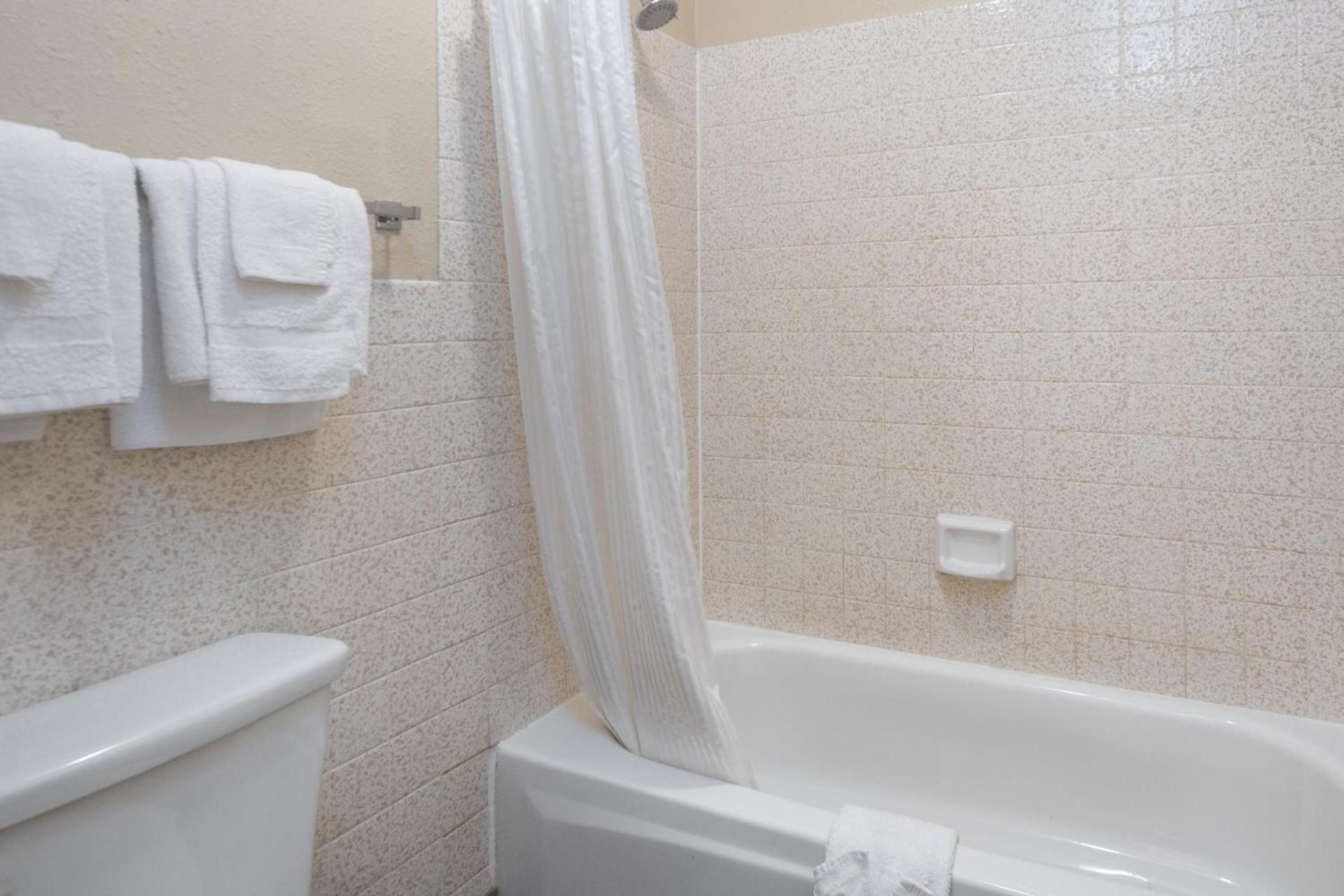 SureStay Hotel by Best Western Fairfield Napa Valley photo 27