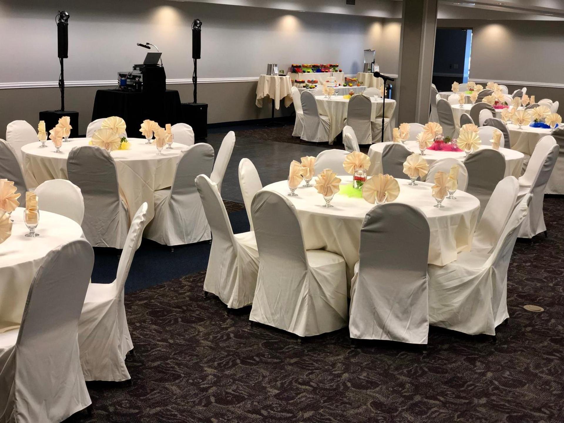 AmericInn by Wyndham Mankato Event Center near MSU photo 59