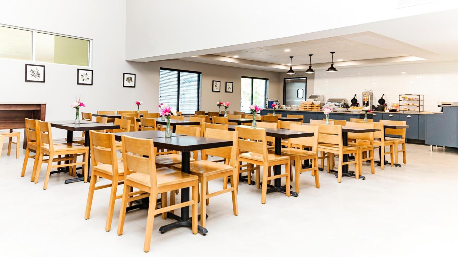 Country Inn & Suites by Radisson, Appleton Airport - Fox River Mall Area photo 33