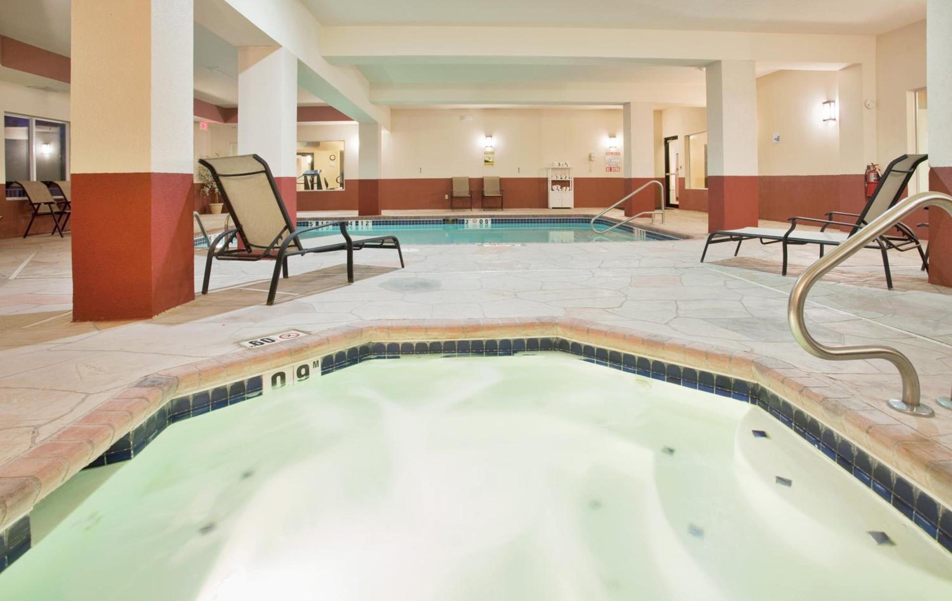 Holiday Inn Express Boonville by IHG photo 43