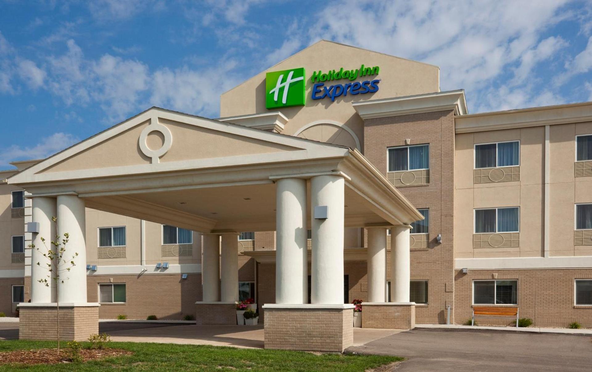 Holiday Inn Express Devils Lake by IHG — hotel in Devils Lake