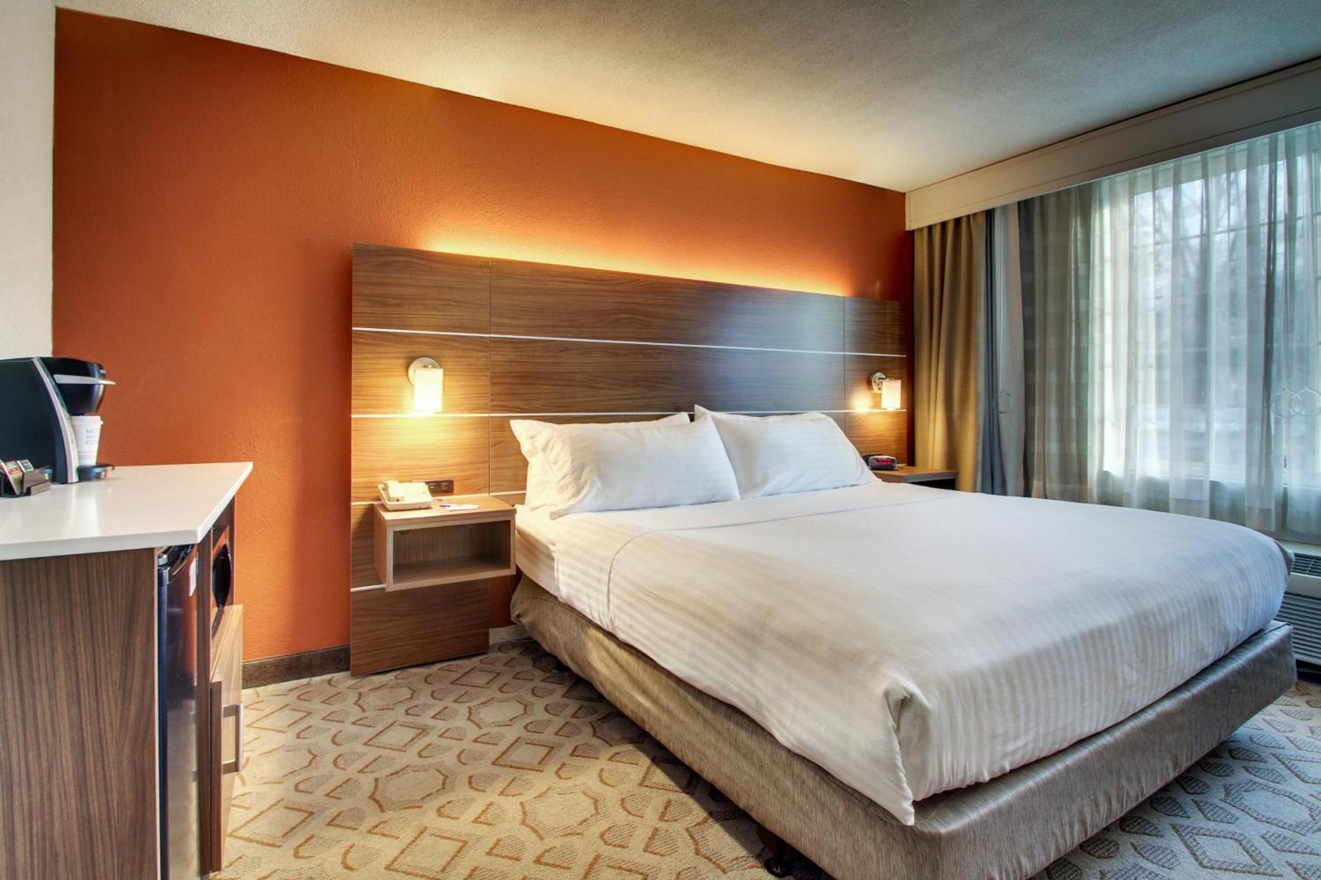 Holiday Inn Express Poughkeepsie by IHG photo 27
