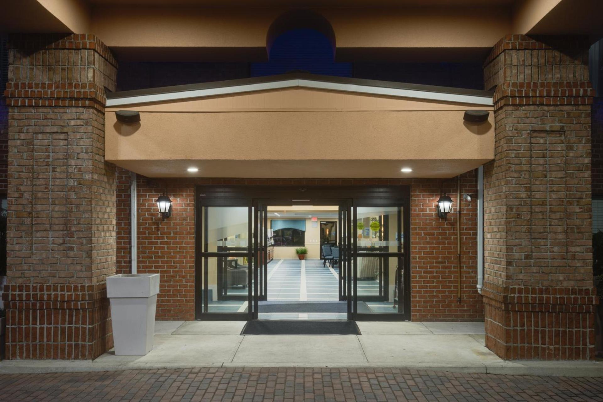 Best Western Plus Pocomoke City photo 6