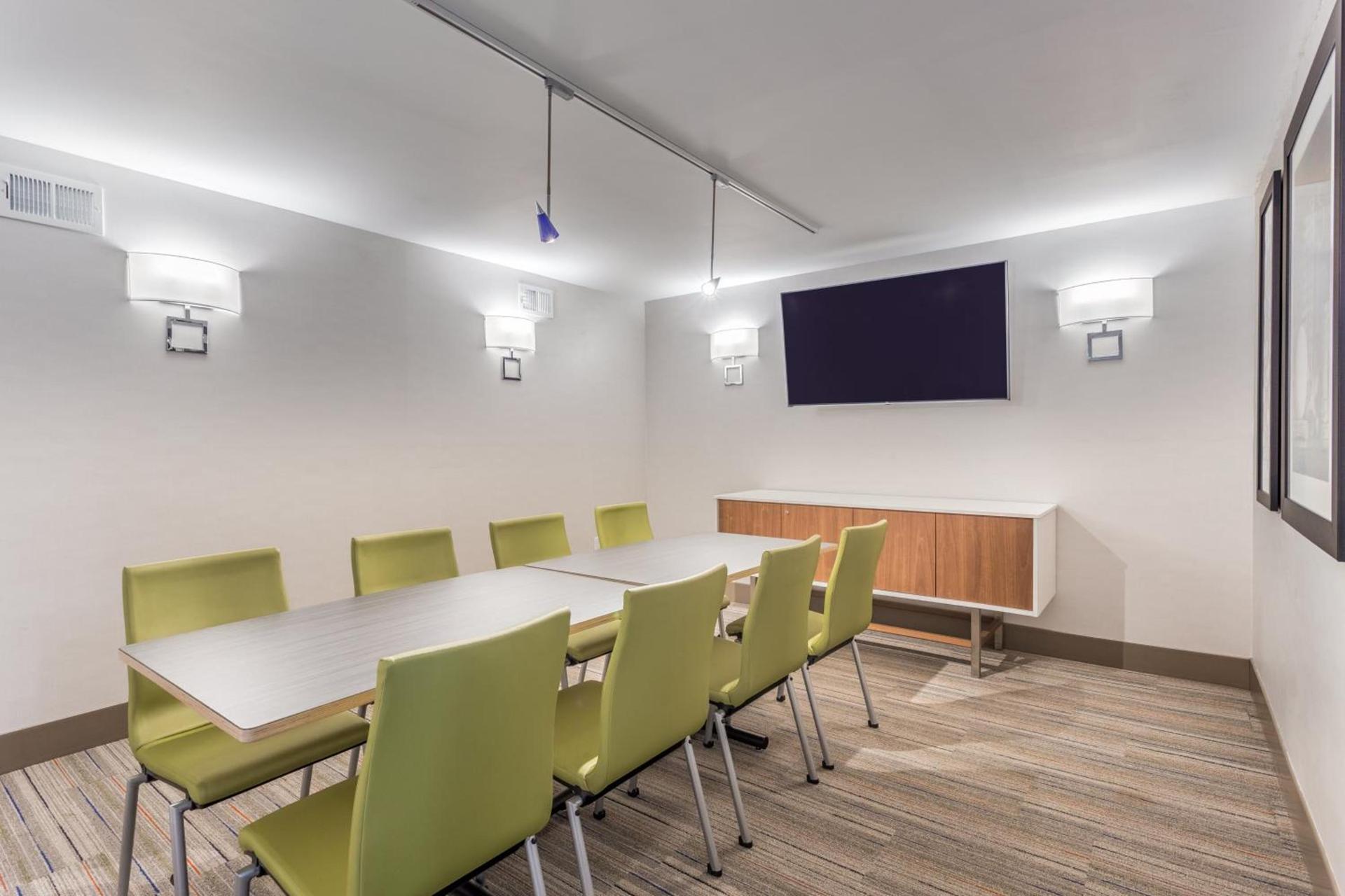 Holiday Inn Express Ramsey-Mahwah by IHG photo 11