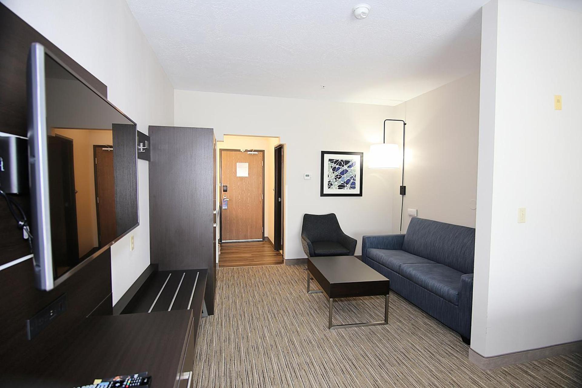 Holiday Inn Express Hotel & Suites Ashland by IHG photo 32