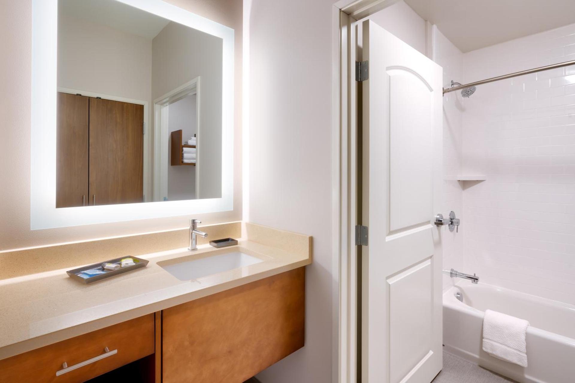 Staybridge Suites - Lehi - Traverse Ridge Center by IHG photo 35