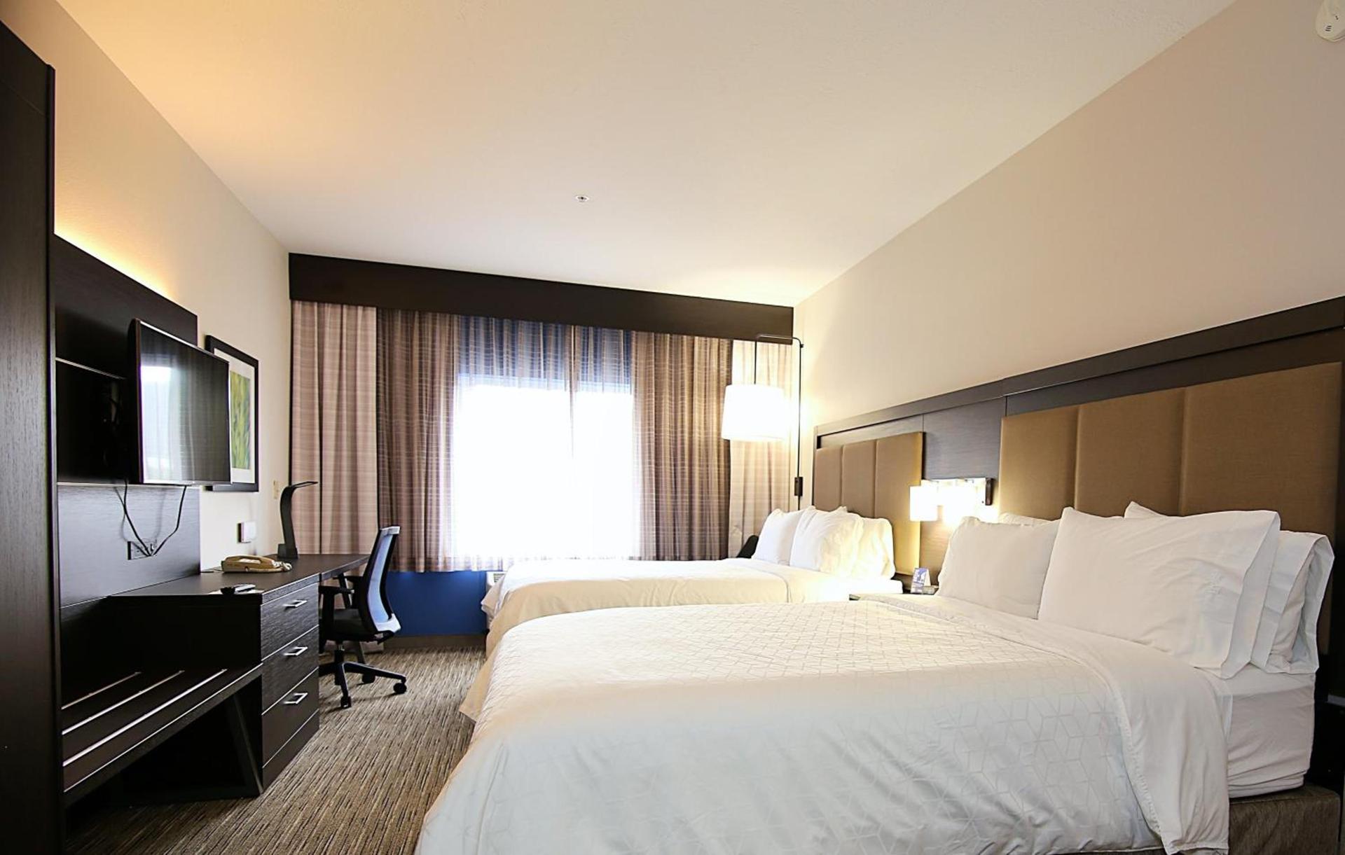 Holiday Inn Express Hotel & Suites Ashland by IHG photo 61