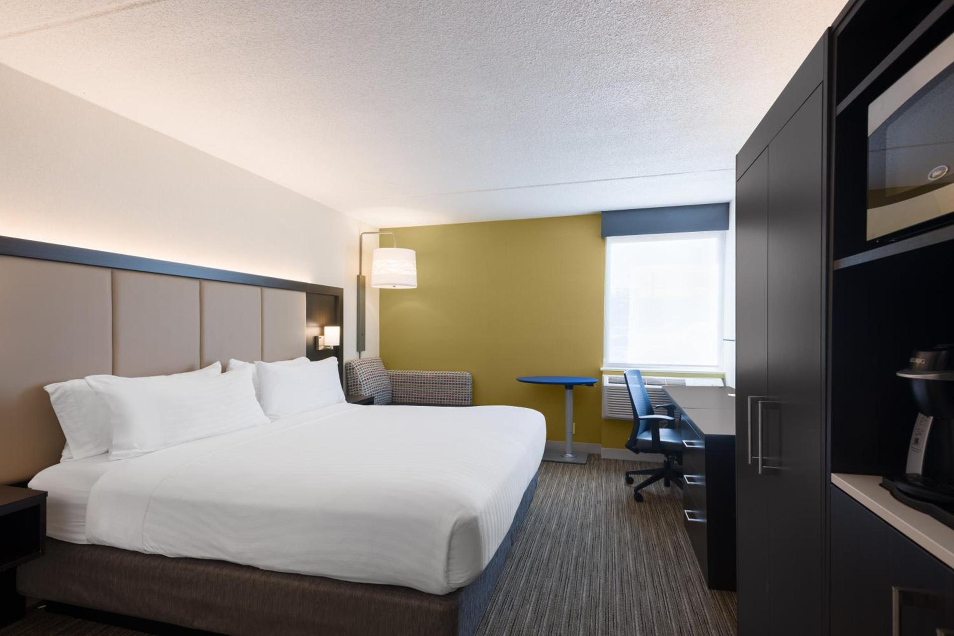 Holiday Inn Express Ramsey-Mahwah by IHG photo 23