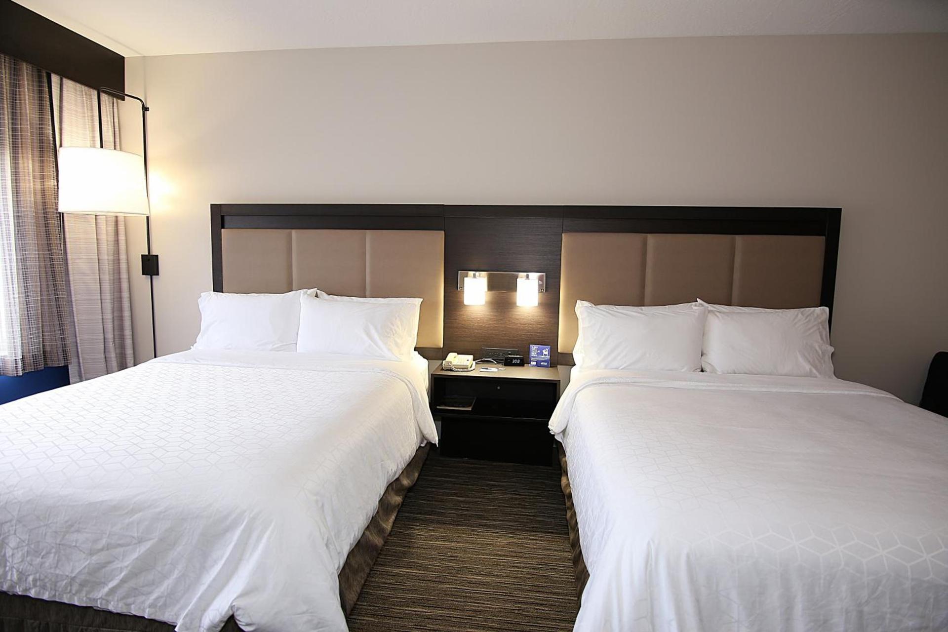 Holiday Inn Express Hotel & Suites Ashland by IHG photo 60