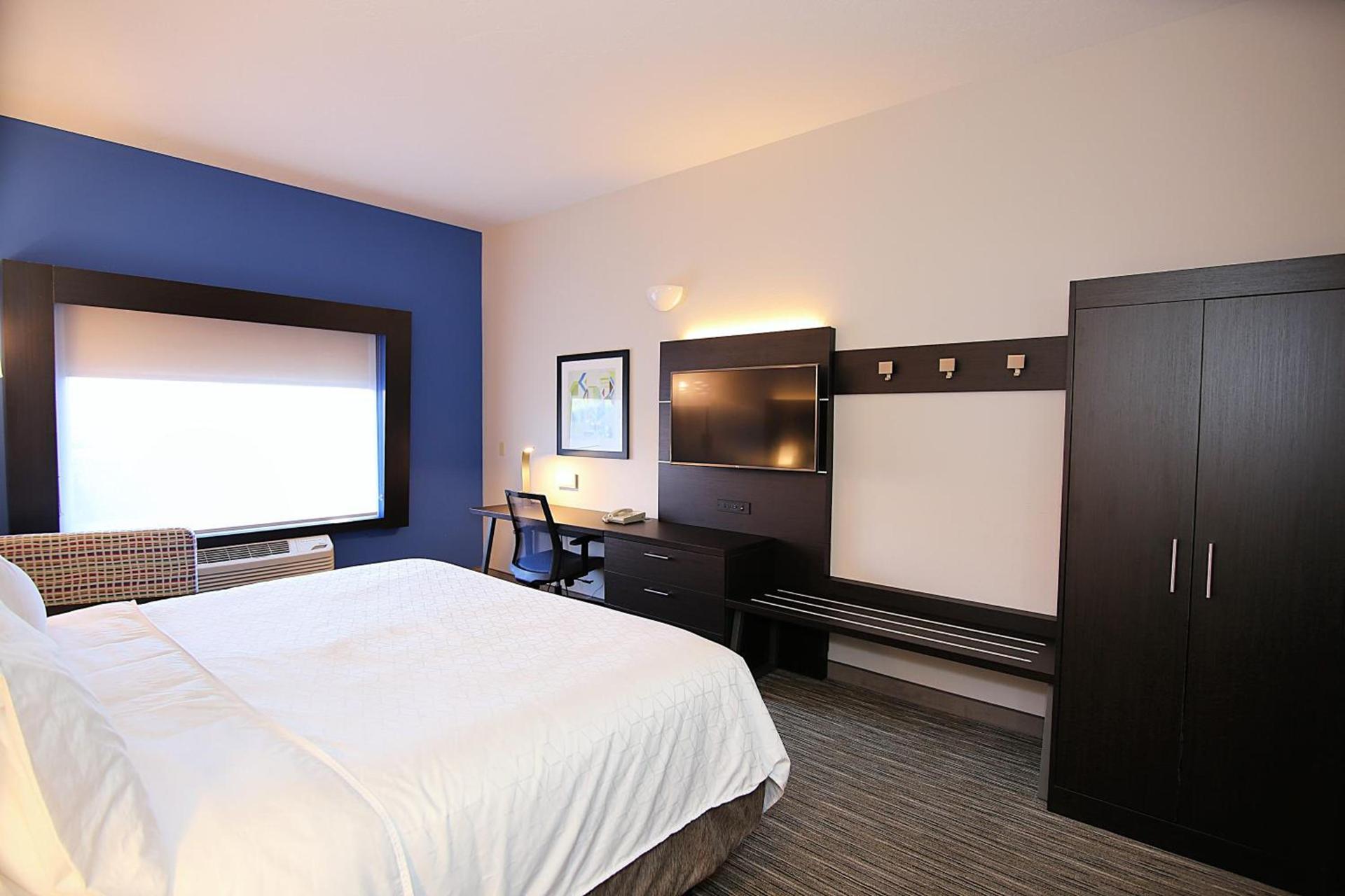 Holiday Inn Express Hotel & Suites Ashland by IHG photo 38