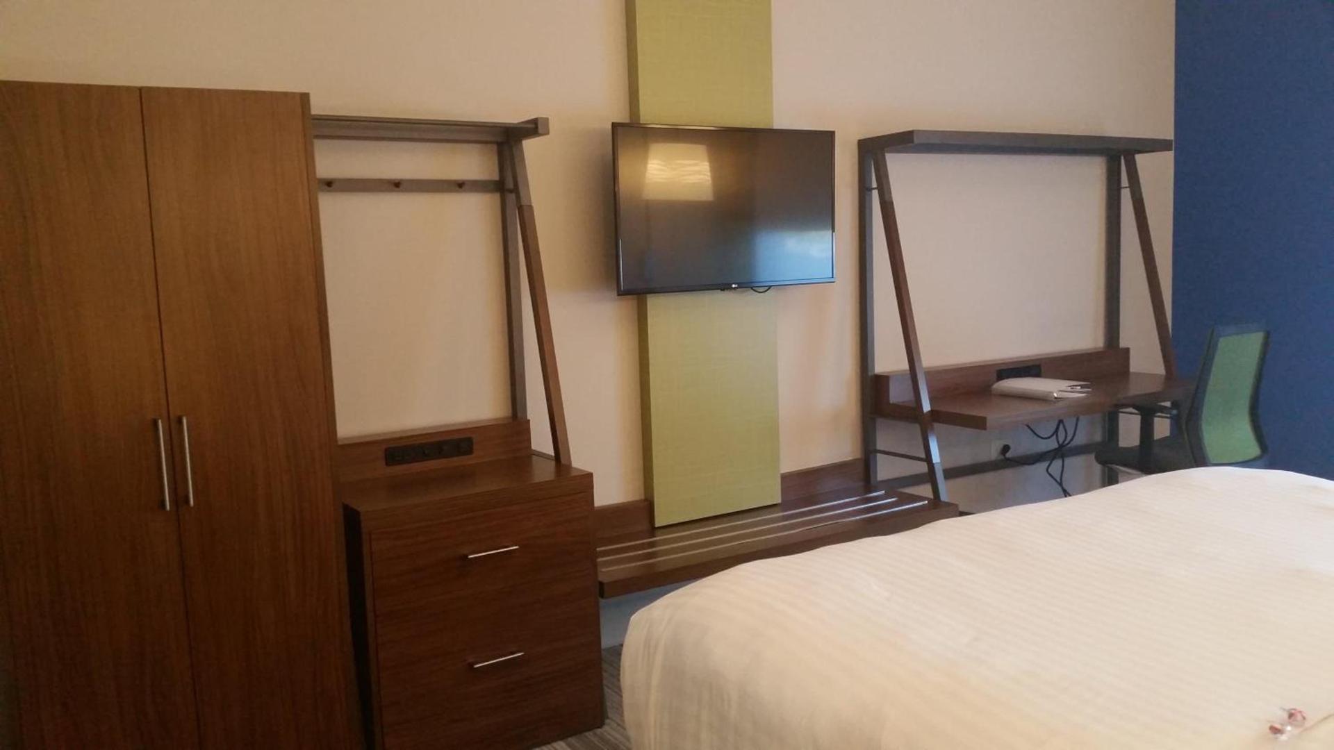 Holiday Inn Express Slidell by IHG photo 7
