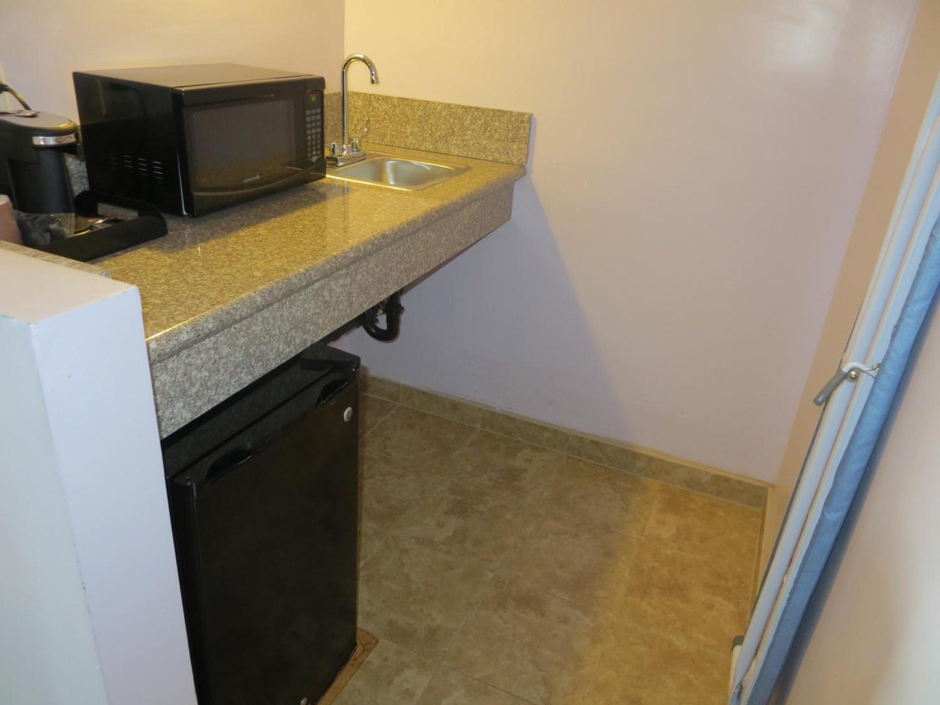 Park Cienega Motel photo 10
