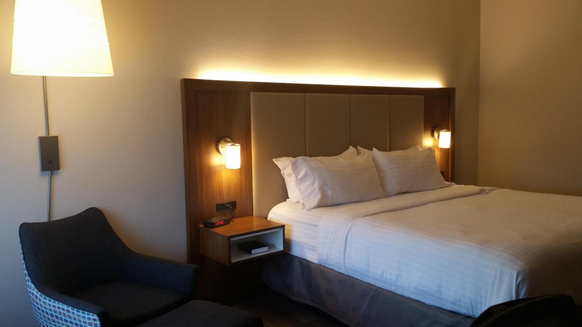 Holiday Inn Express Slidell by IHG photo 5