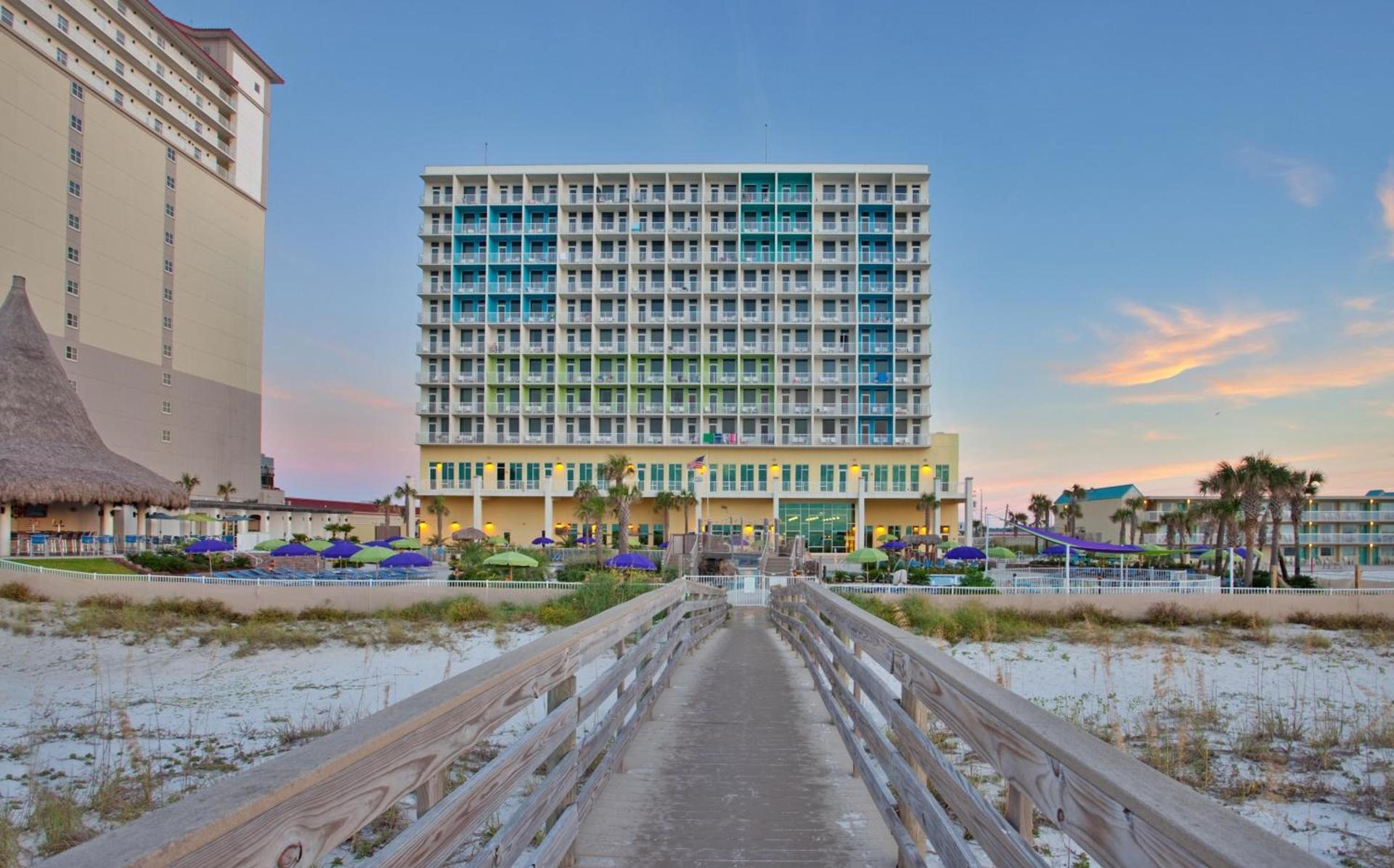 Holiday Inn Resort Pensacola Beach Gulf Front by IHG photo 7