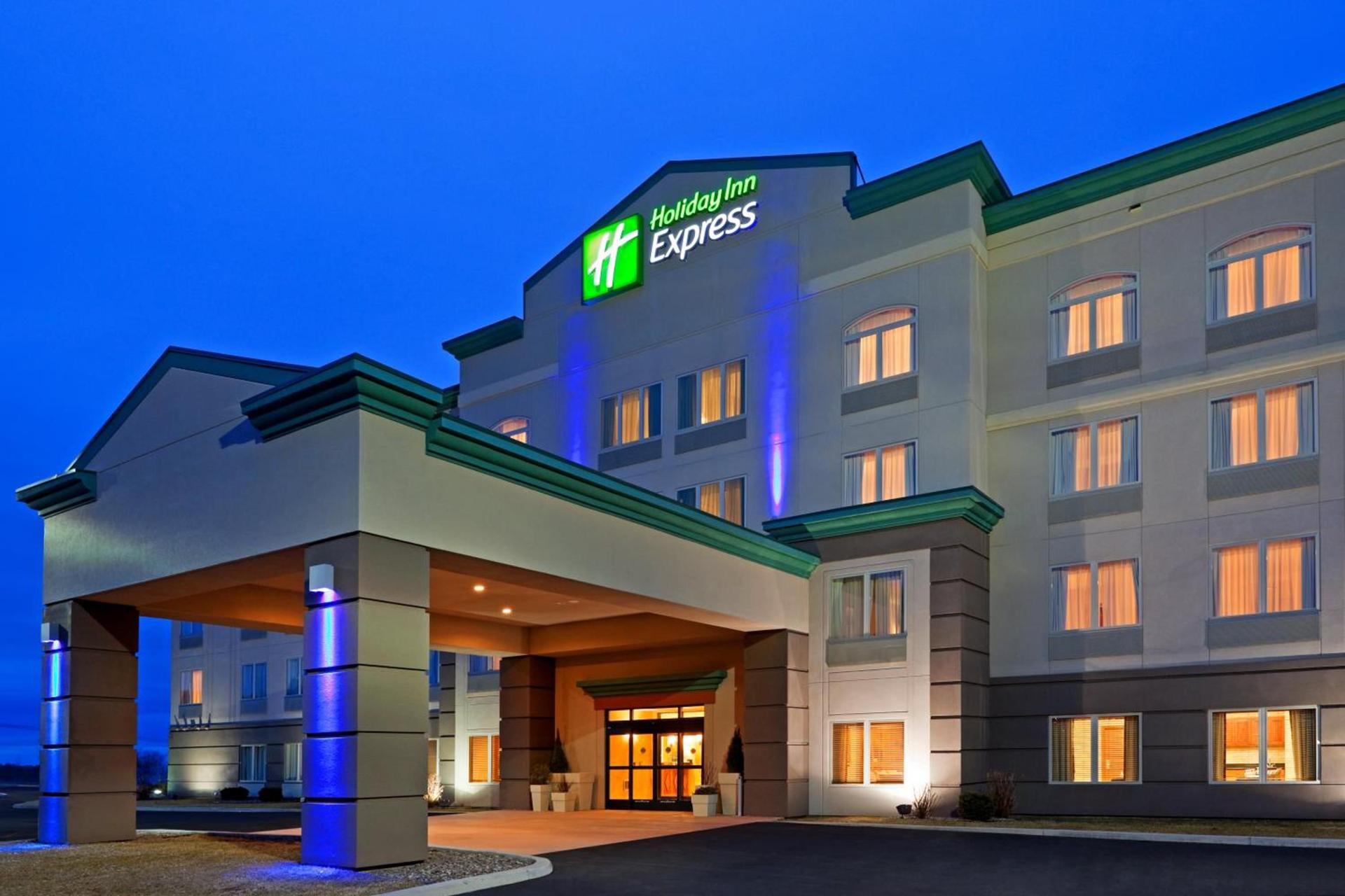 Holiday Inn Express Syracuse-Fairgrounds by IHG photo 31