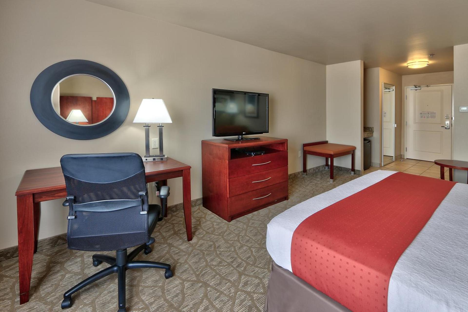 Holiday Inn Roswell by IHG photo 32