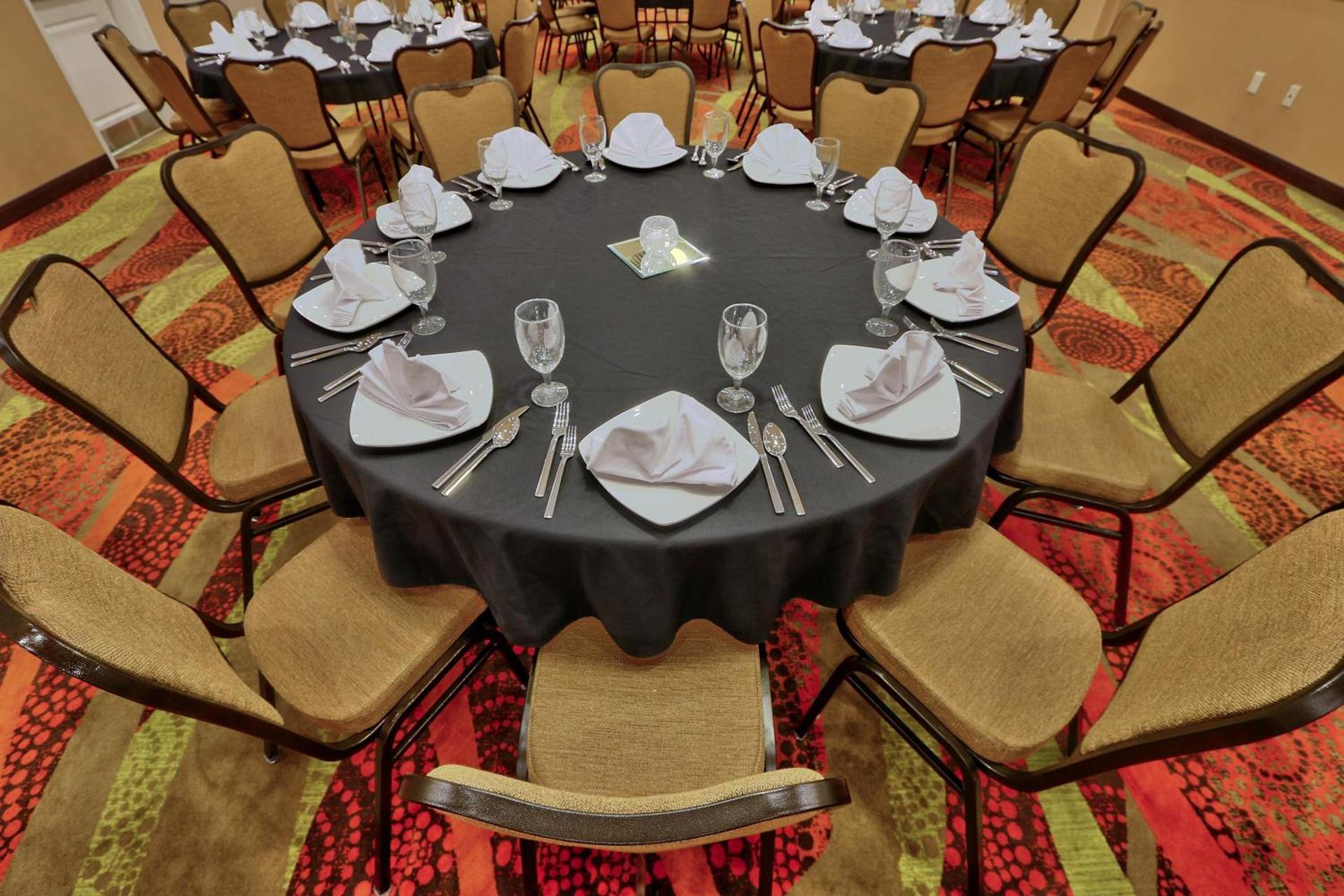 Holiday Inn Roswell by IHG photo 25