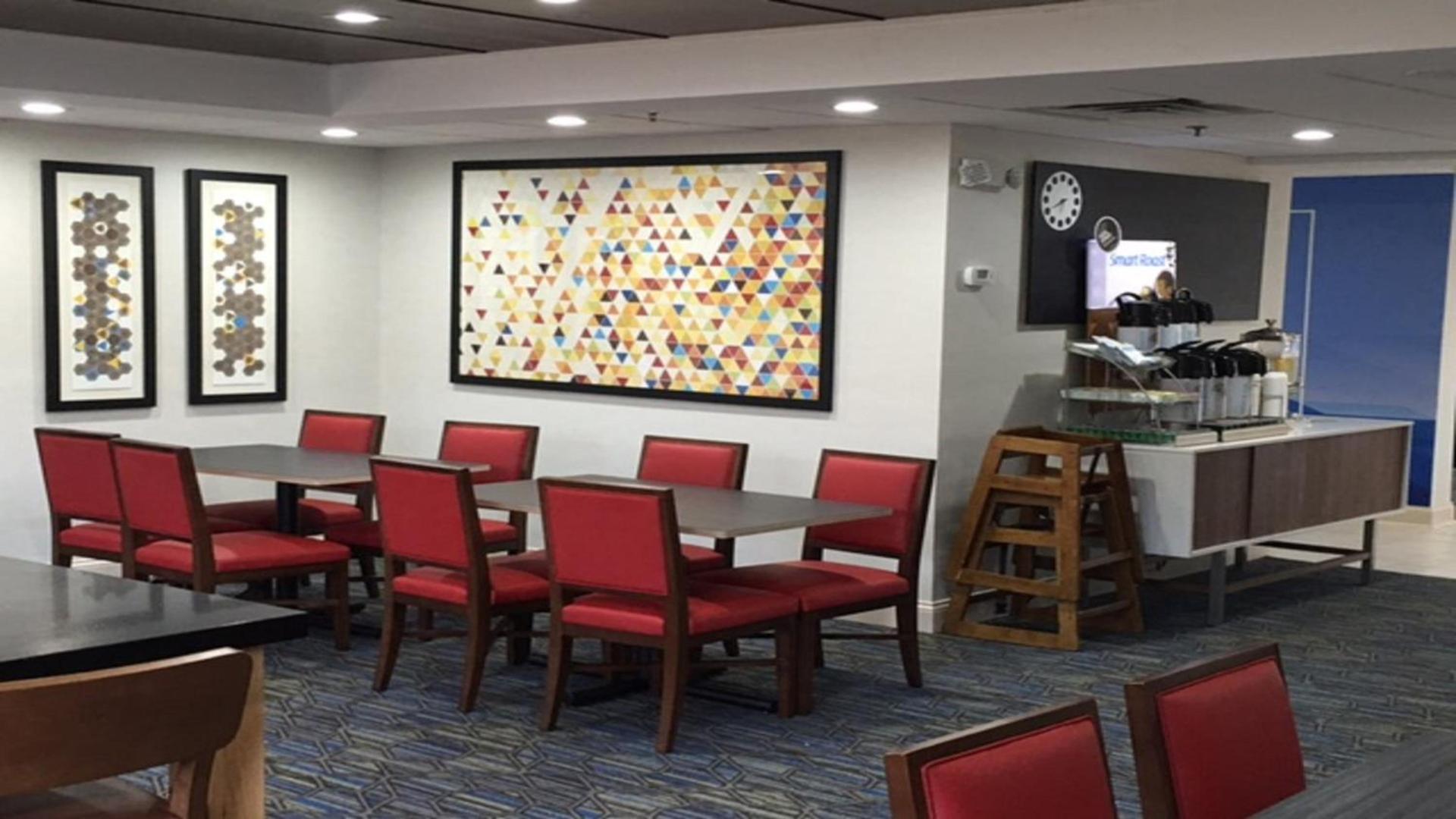 Holiday Inn Express Louisville Northeast by IHG photo 20