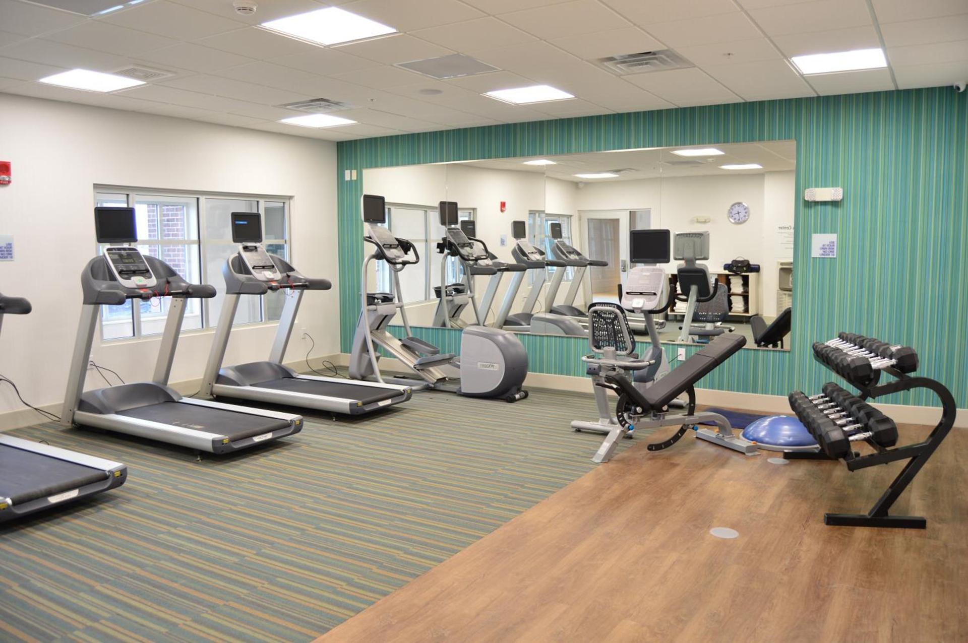 Holiday Inn Express & Suites Toledo West by IHG photo 22
