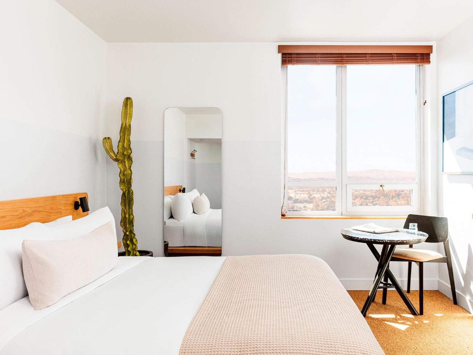 Hotel June West LA, a Member of Design Hotels photo 52