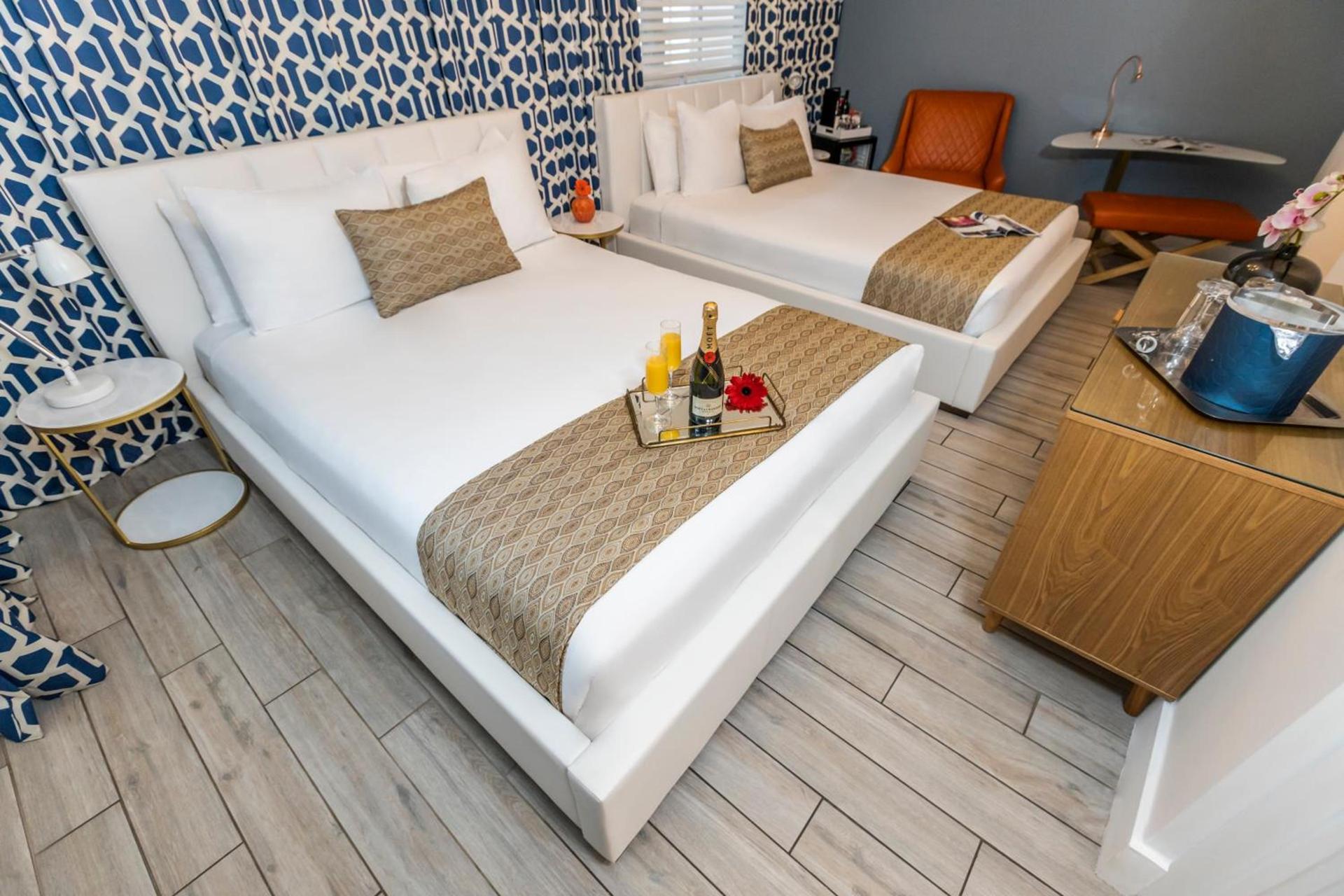 Oceanside Hotel and Suites photo 57