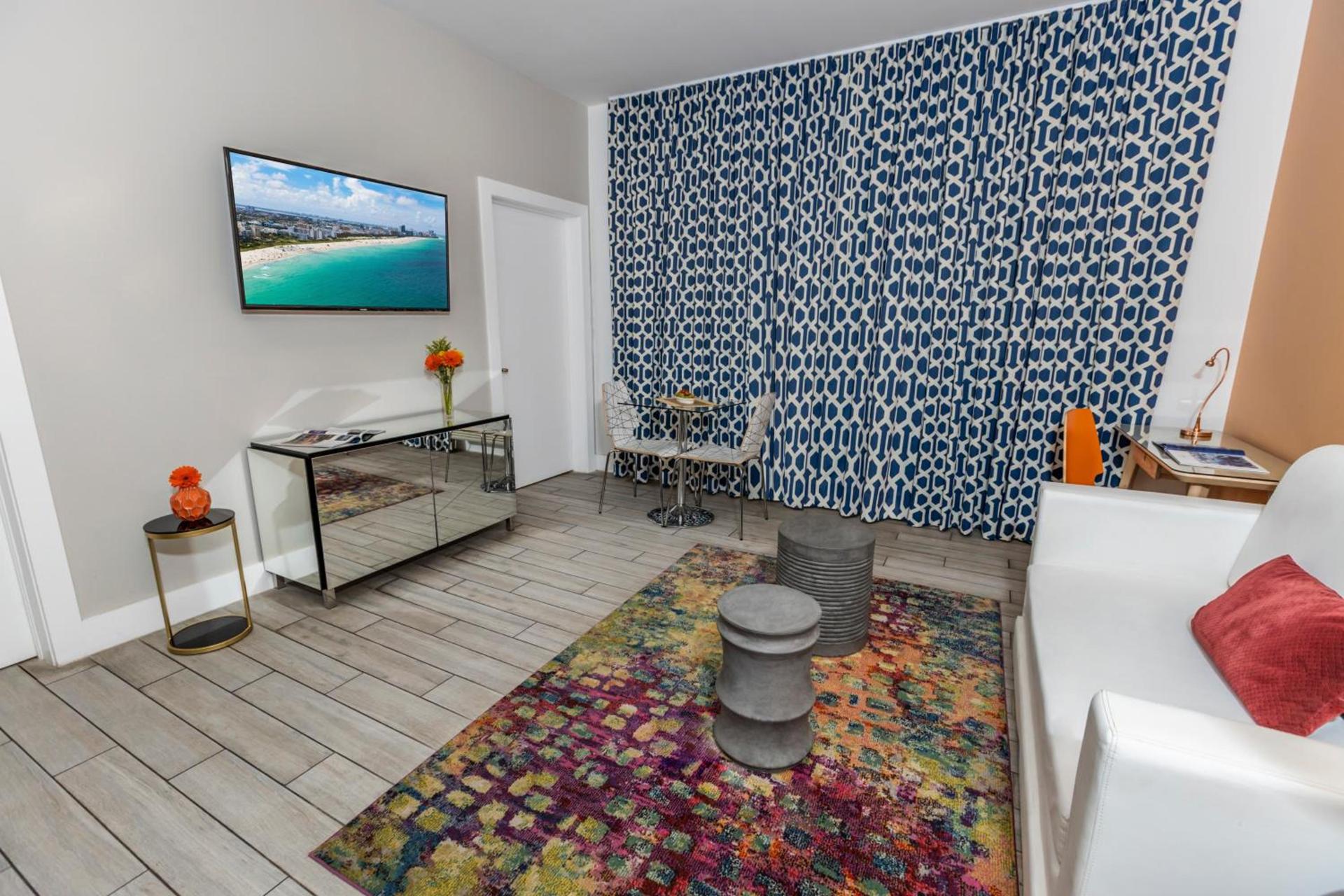 Oceanside Hotel and Suites photo 83