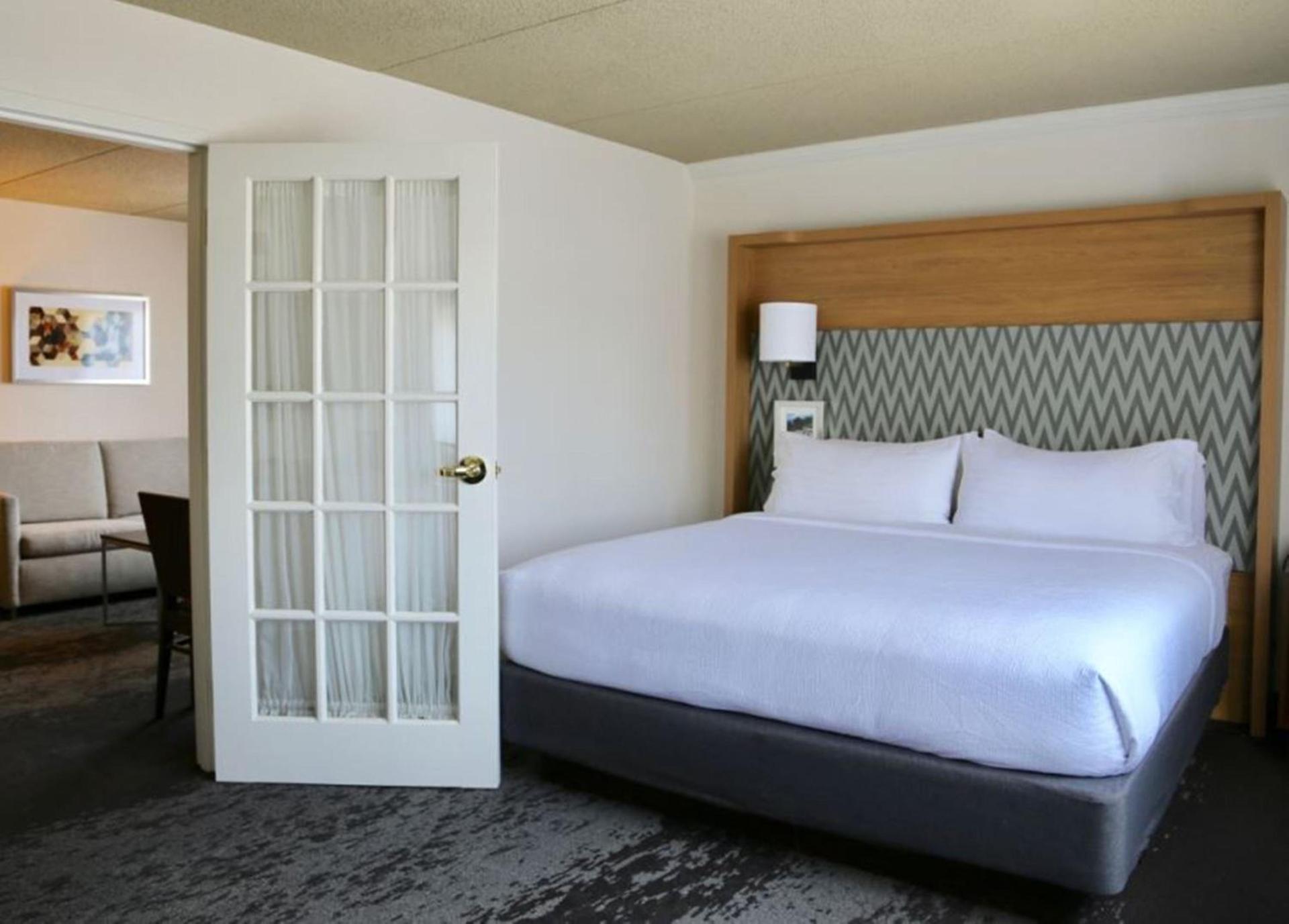 Holiday Inn Salem by IHG photo 49