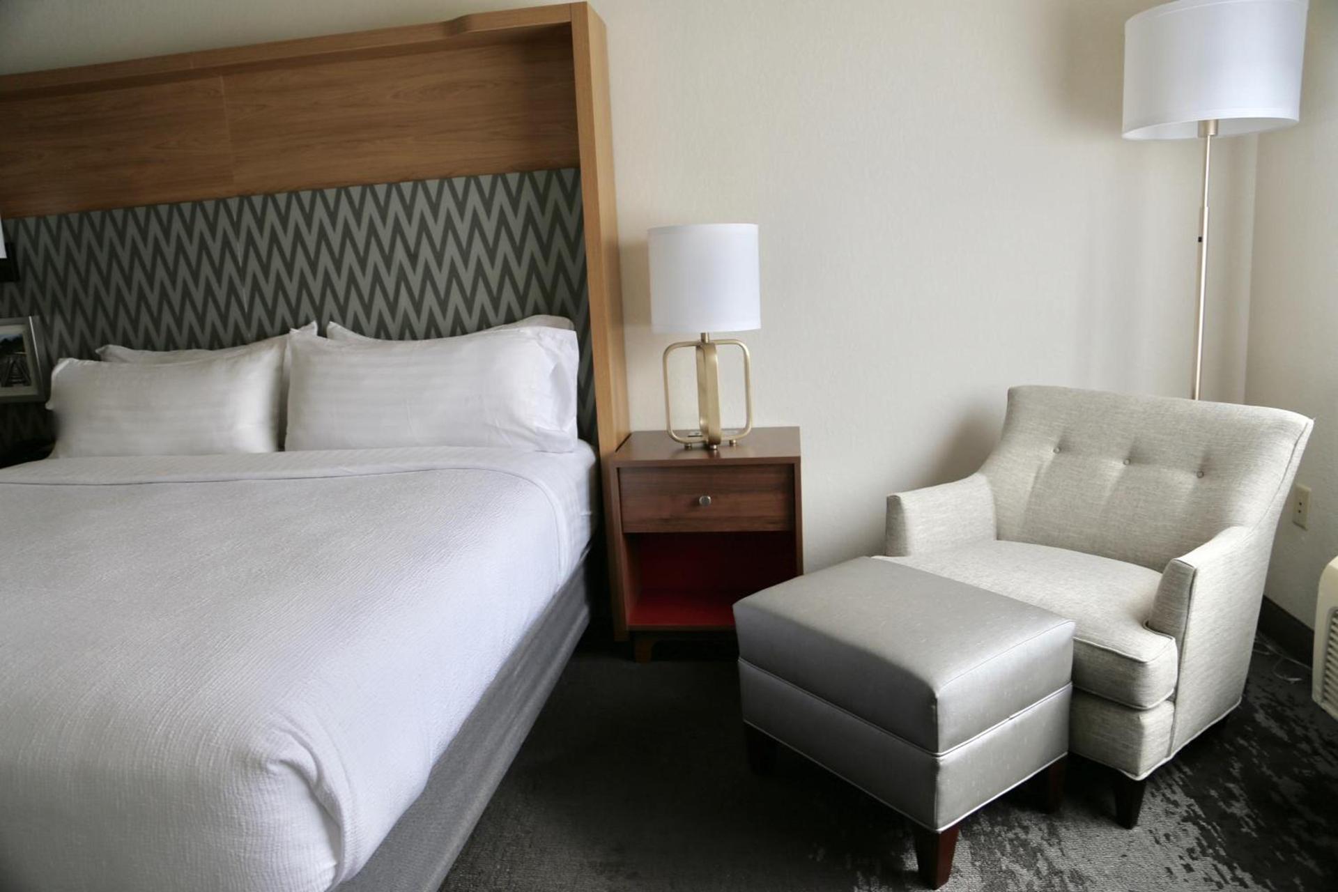 Holiday Inn Salem by IHG photo 13
